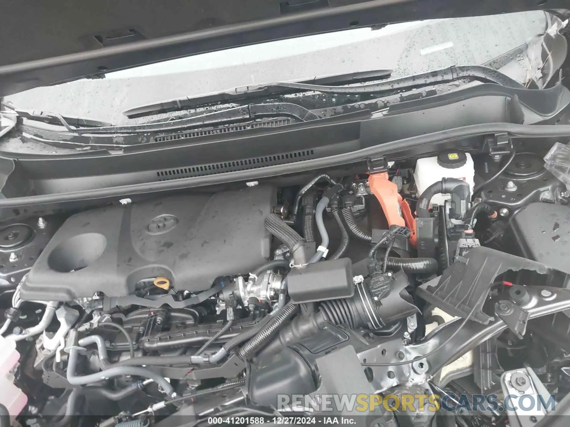 10 Photograph of a damaged car 4T3MWRFV8RU157551 TOYOTA RAV4 HYBRID 2024