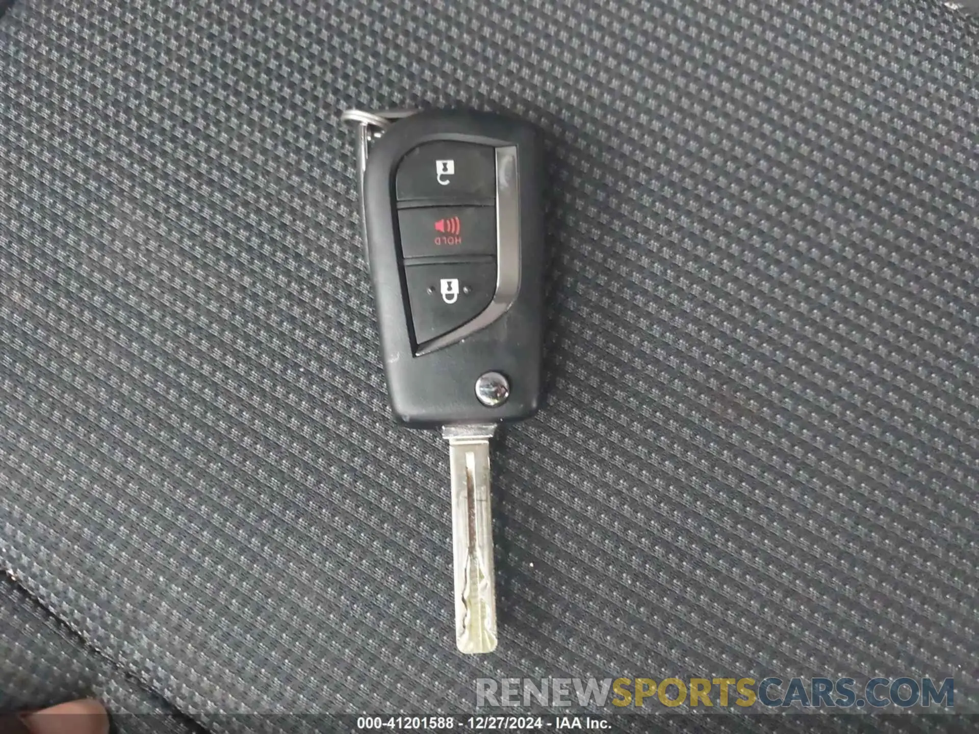 11 Photograph of a damaged car 4T3MWRFV8RU157551 TOYOTA RAV4 HYBRID 2024