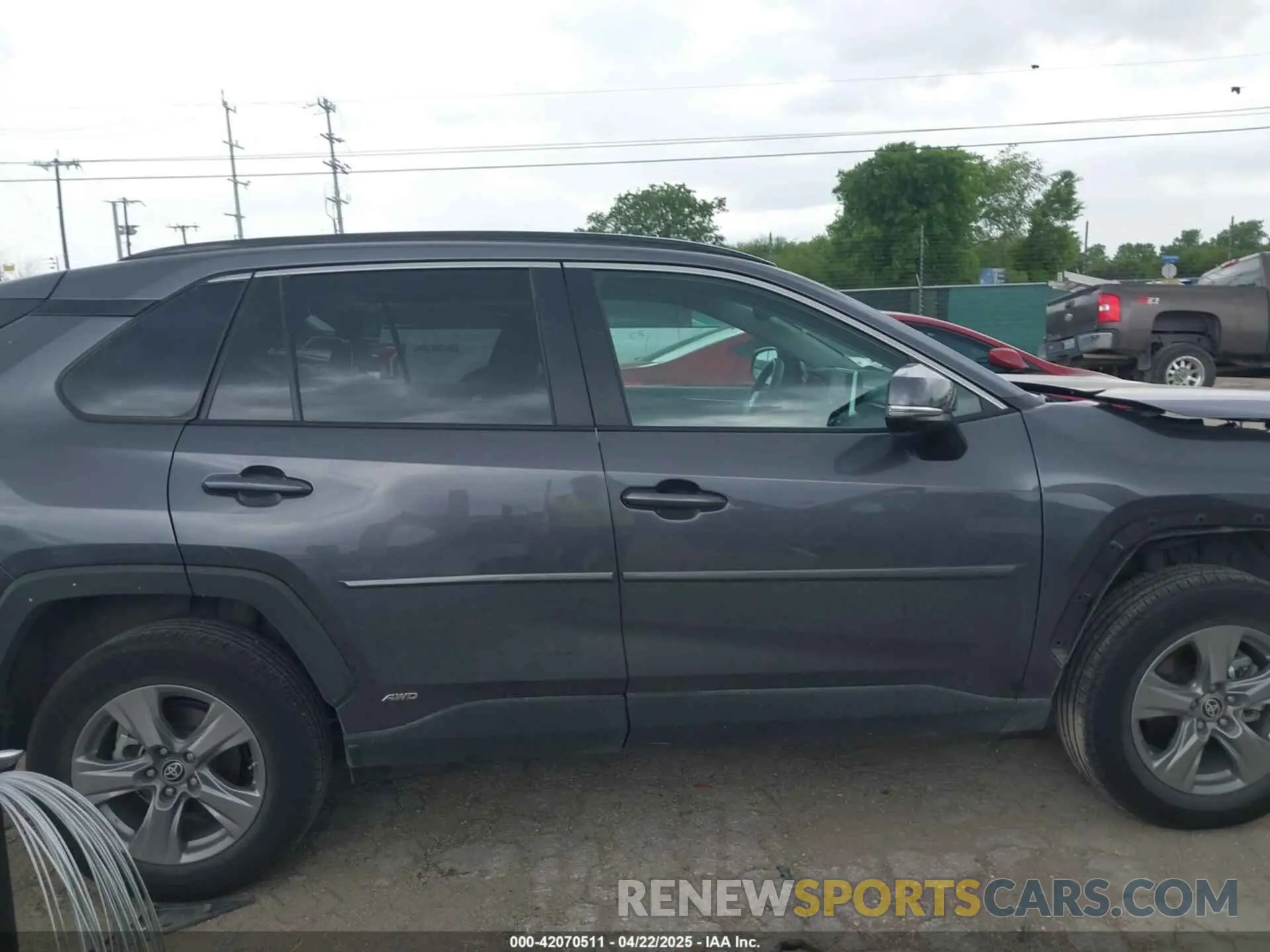 14 Фотография поврежденного автомобиля 4T3MWRFV9RU156795 TOYOTA RAV4 HYBRID 2024