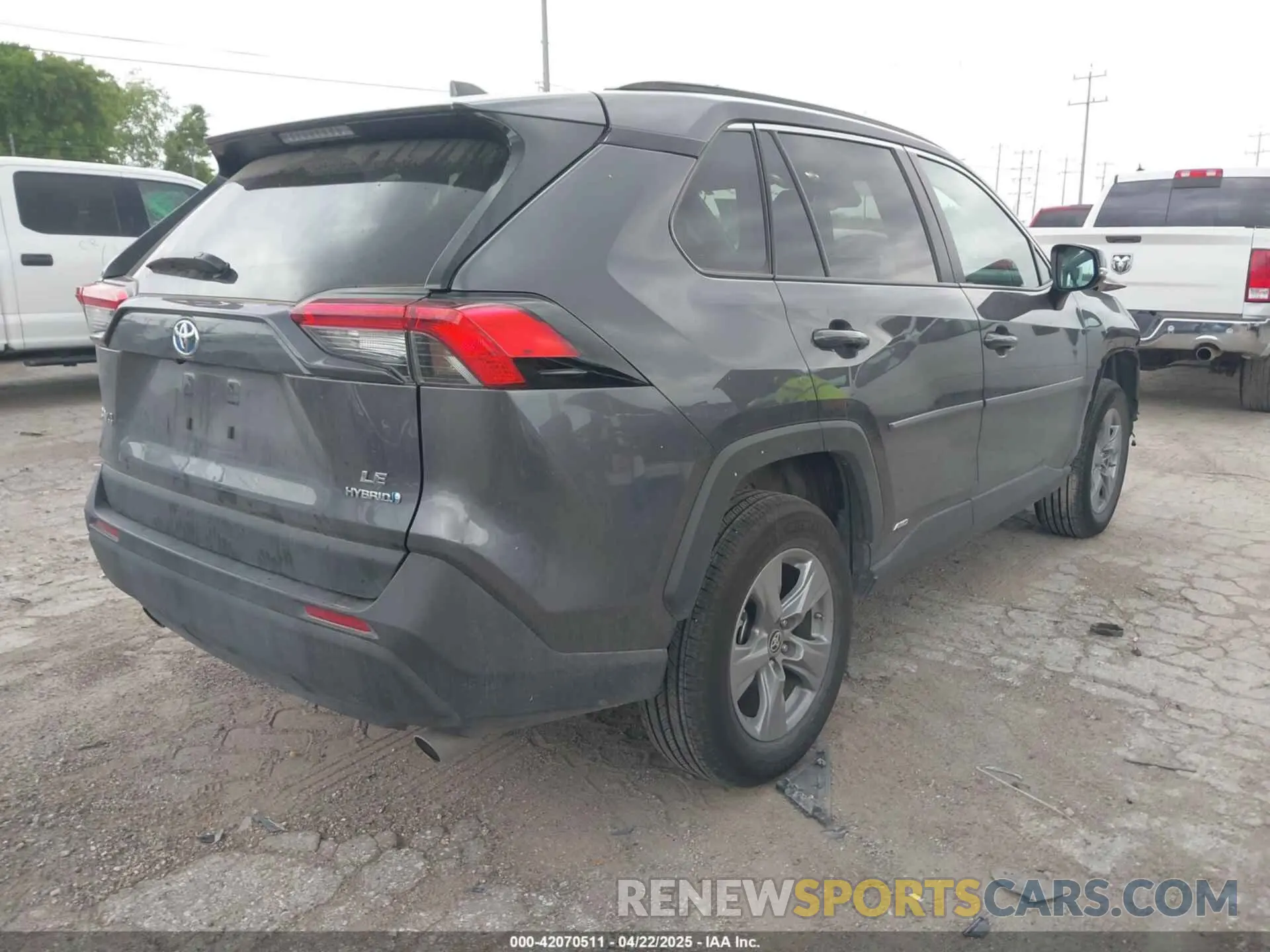 4 Фотография поврежденного автомобиля 4T3MWRFV9RU156795 TOYOTA RAV4 HYBRID 2024