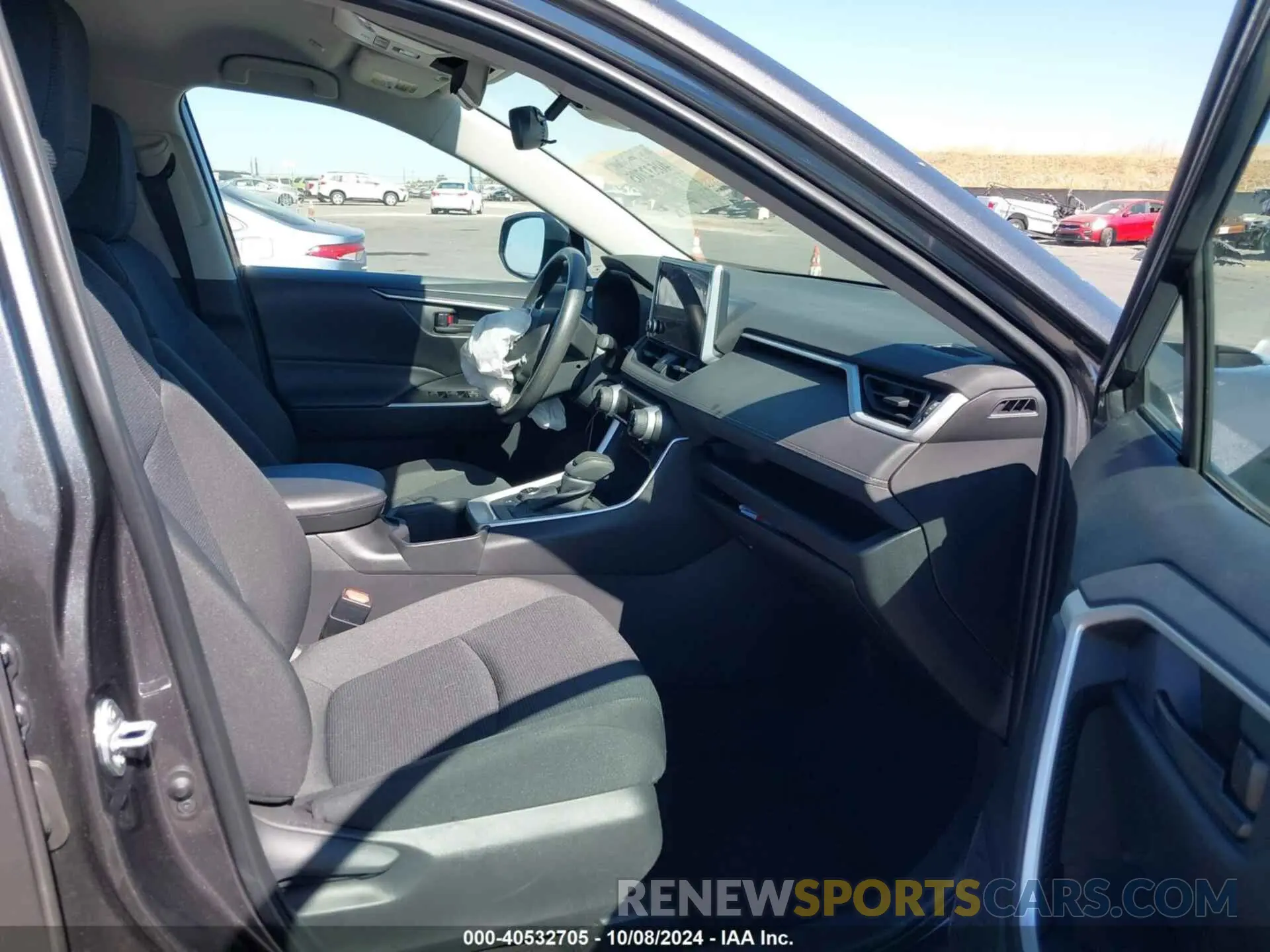 5 Photograph of a damaged car 4T3MWRFVXRU123174 TOYOTA RAV4 HYBRID 2024