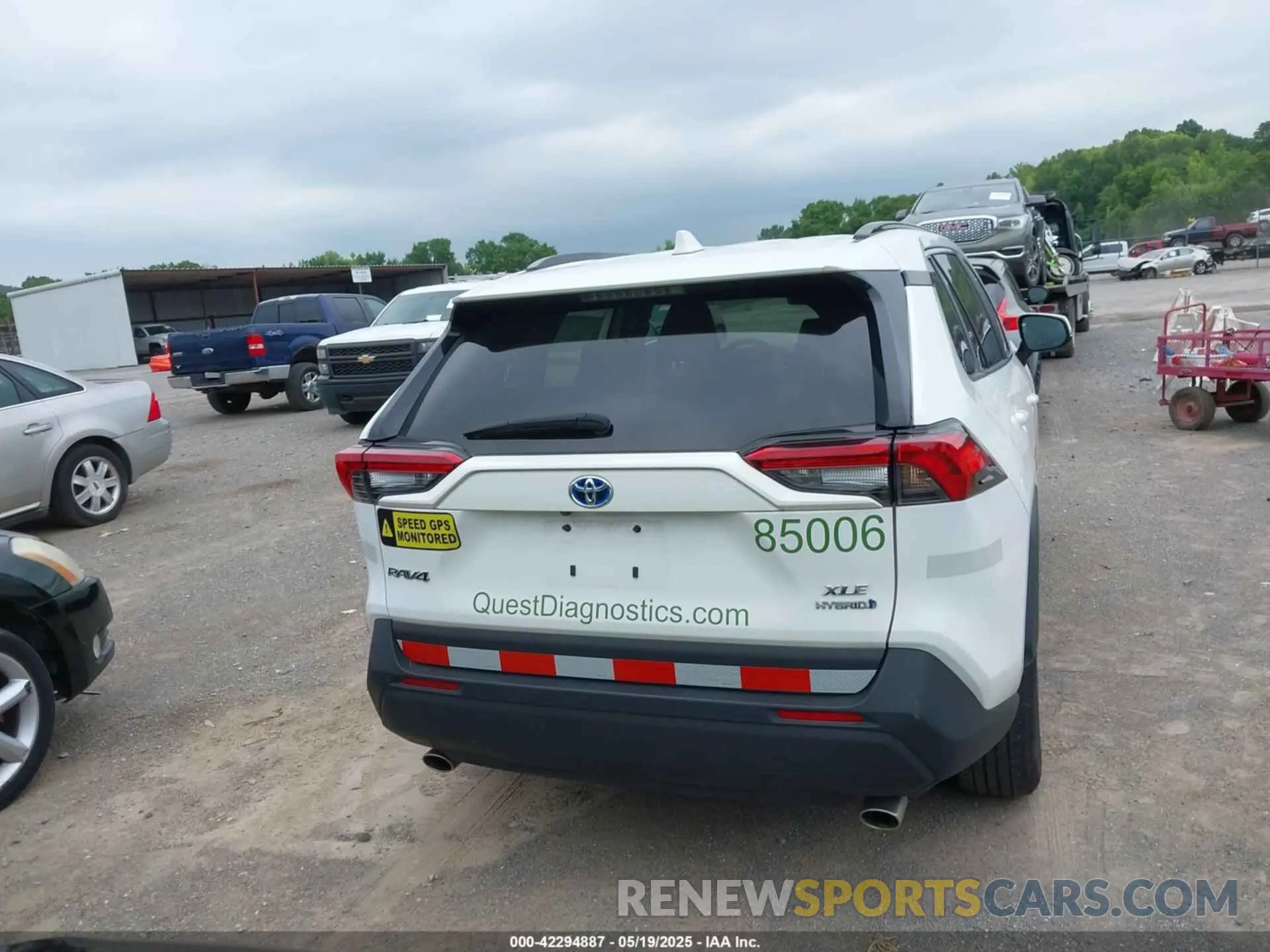 17 Фотография поврежденного автомобиля 4T3RWRFV1RU133016 TOYOTA RAV4 HYBRID 2024