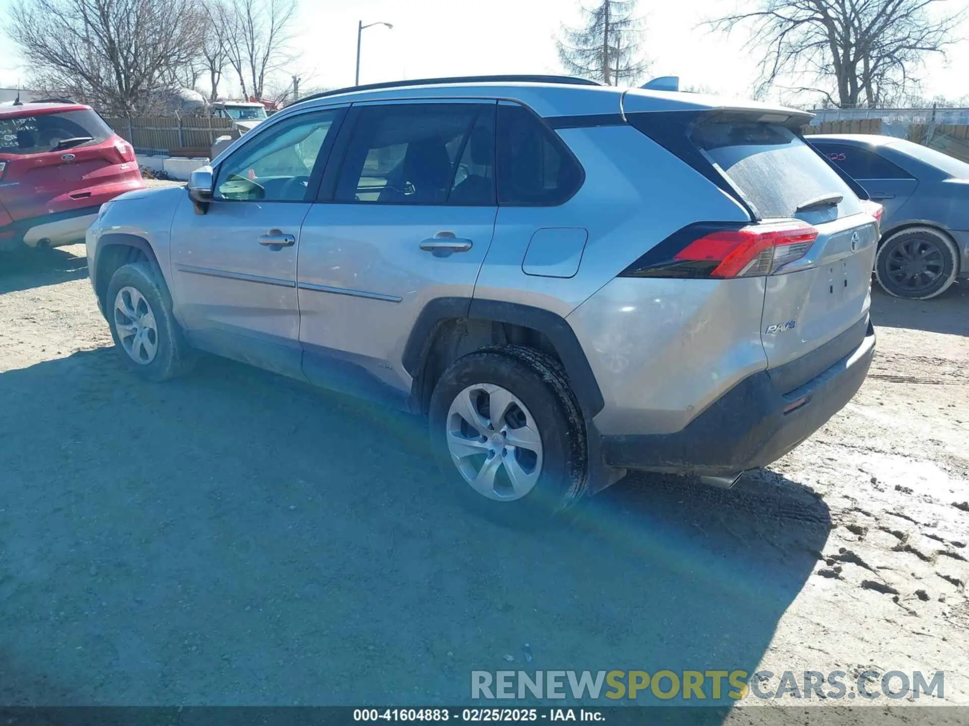 3 Photograph of a damaged car 4T3RWRFV3RU117934 TOYOTA RAV4 HYBRID 2024