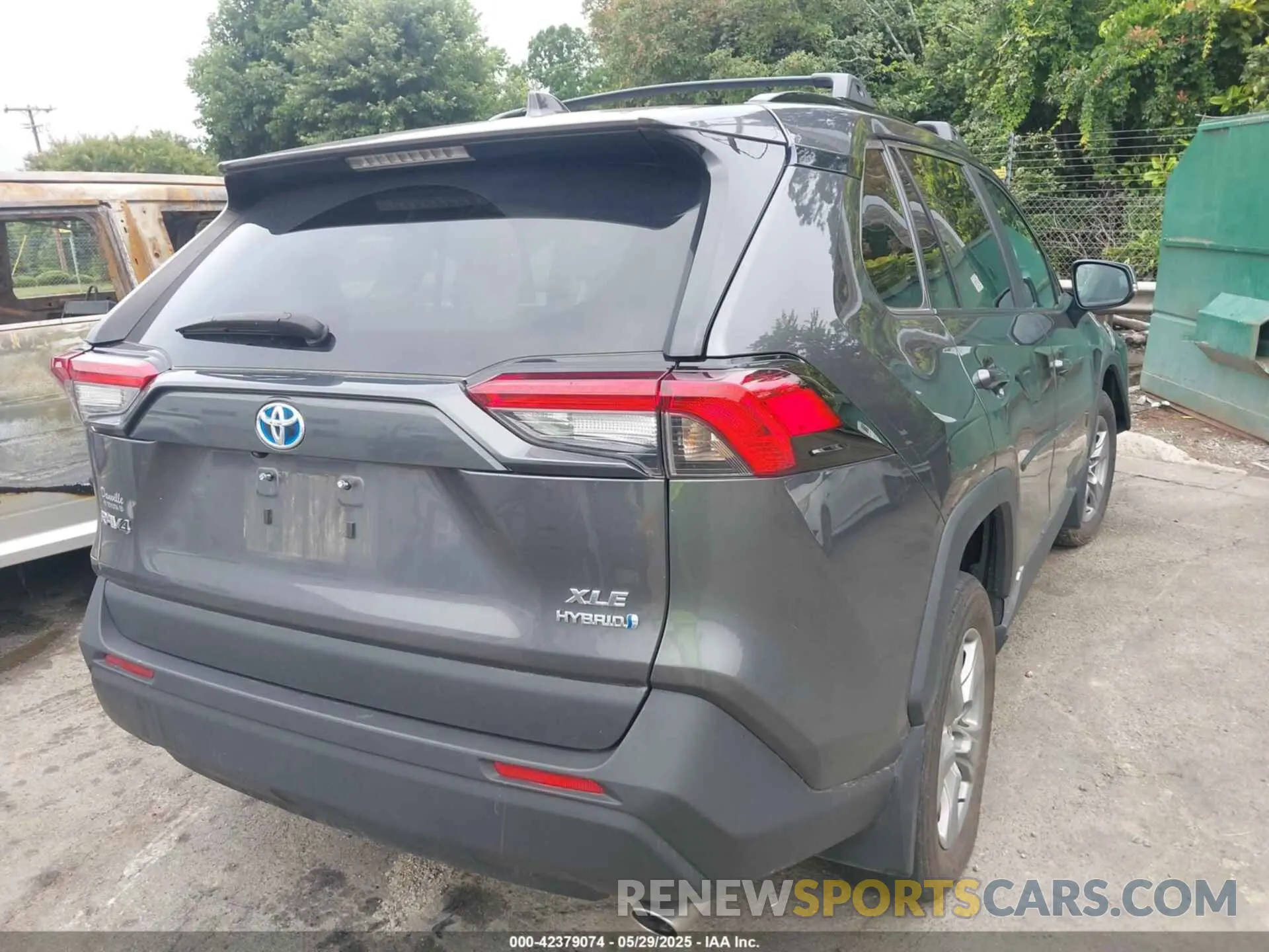 4 Photograph of a damaged car 4T3RWRFV4RU111446 TOYOTA RAV4 HYBRID 2024