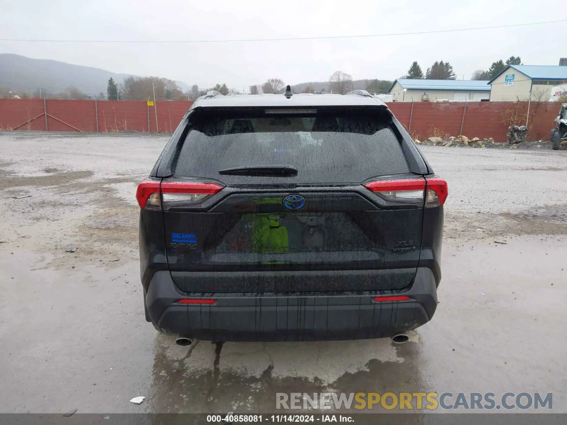 16 Photograph of a damaged car 4T3RWRFV5RU158422 TOYOTA RAV4 HYBRID 2024