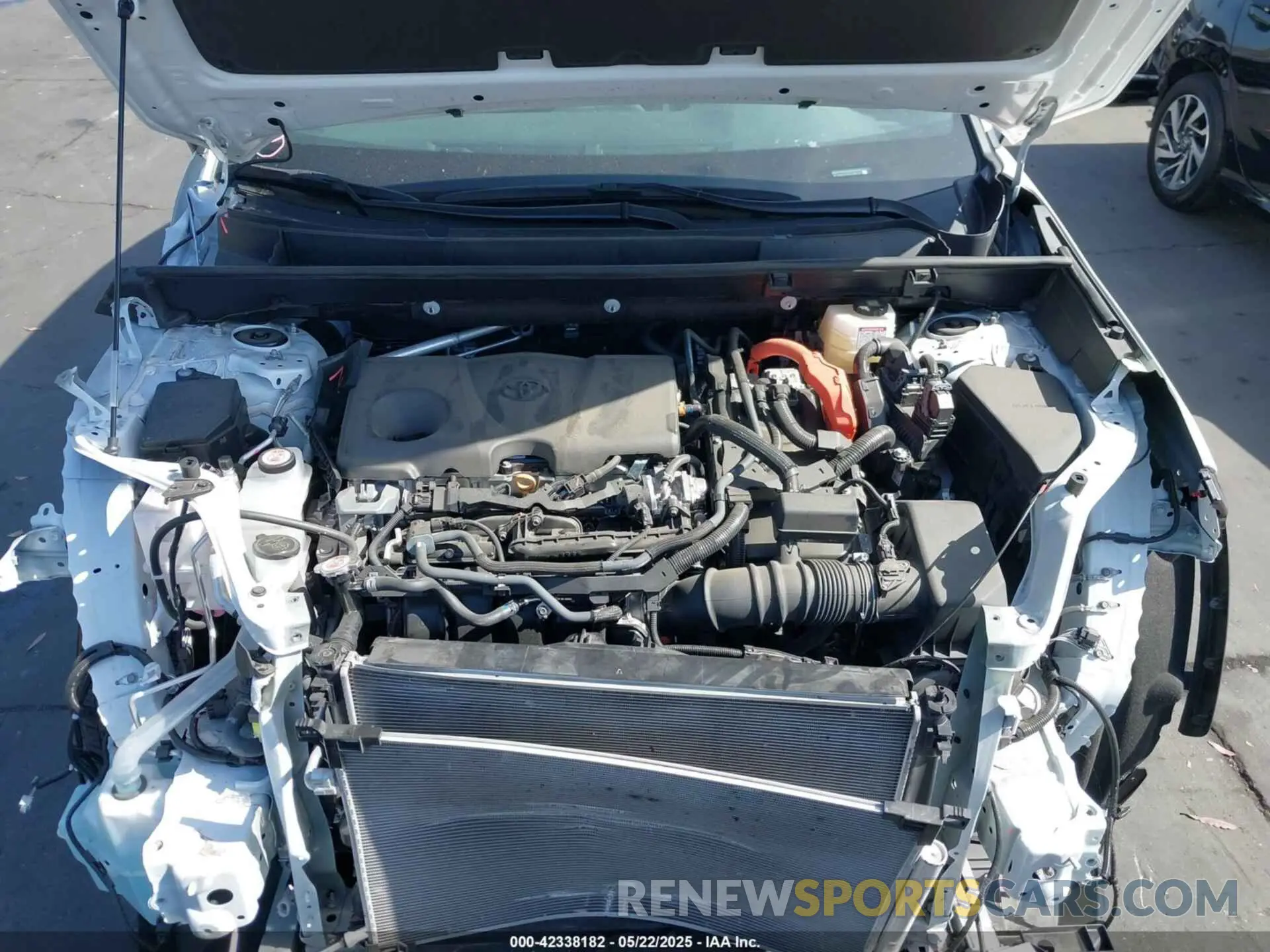 10 Photograph of a damaged car 4T3RWRFV6RU145047 TOYOTA RAV4 HYBRID 2024