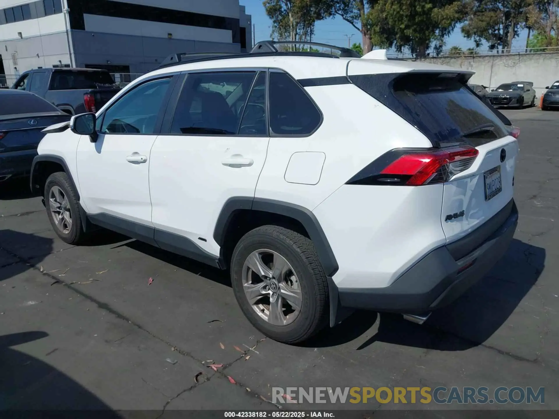 3 Photograph of a damaged car 4T3RWRFV6RU145047 TOYOTA RAV4 HYBRID 2024
