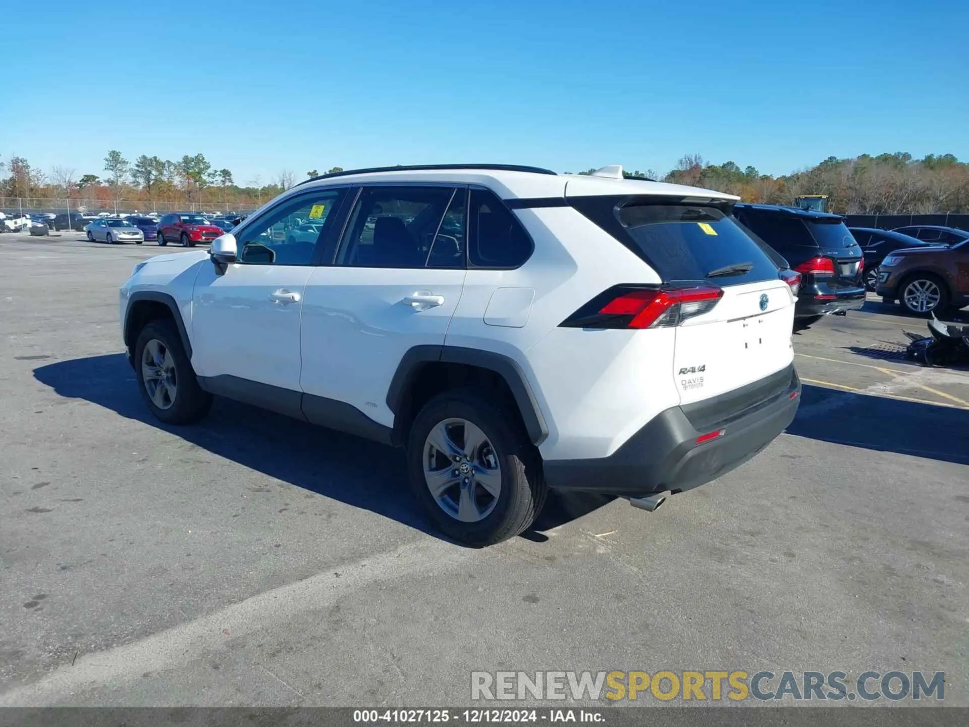 3 Фотография поврежденного автомобиля 4T3RWRFV7RU132467 TOYOTA RAV4 HYBRID 2024