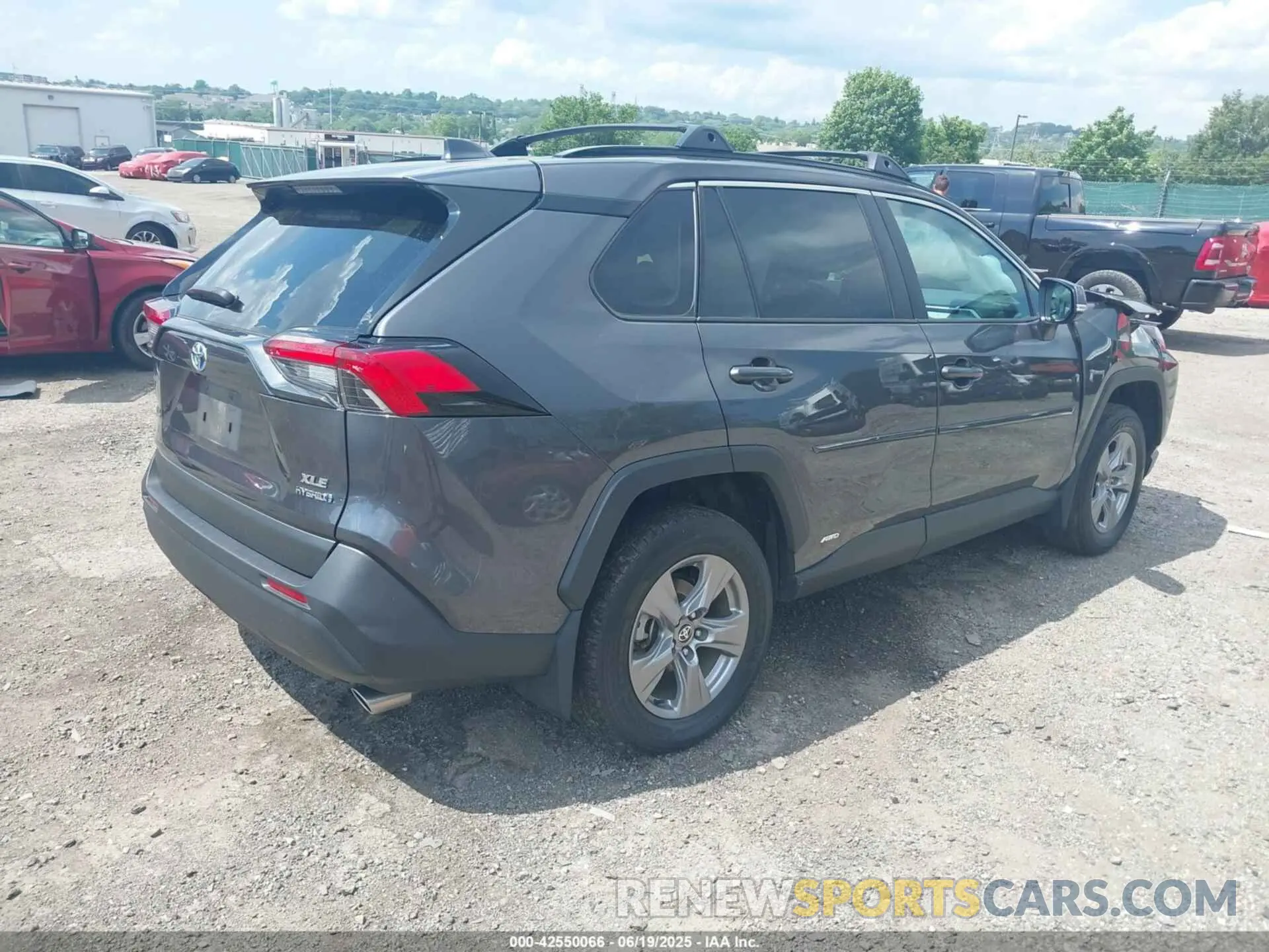 4 Photograph of a damaged car 4T3RWRFV8RU111725 TOYOTA RAV4 HYBRID 2024