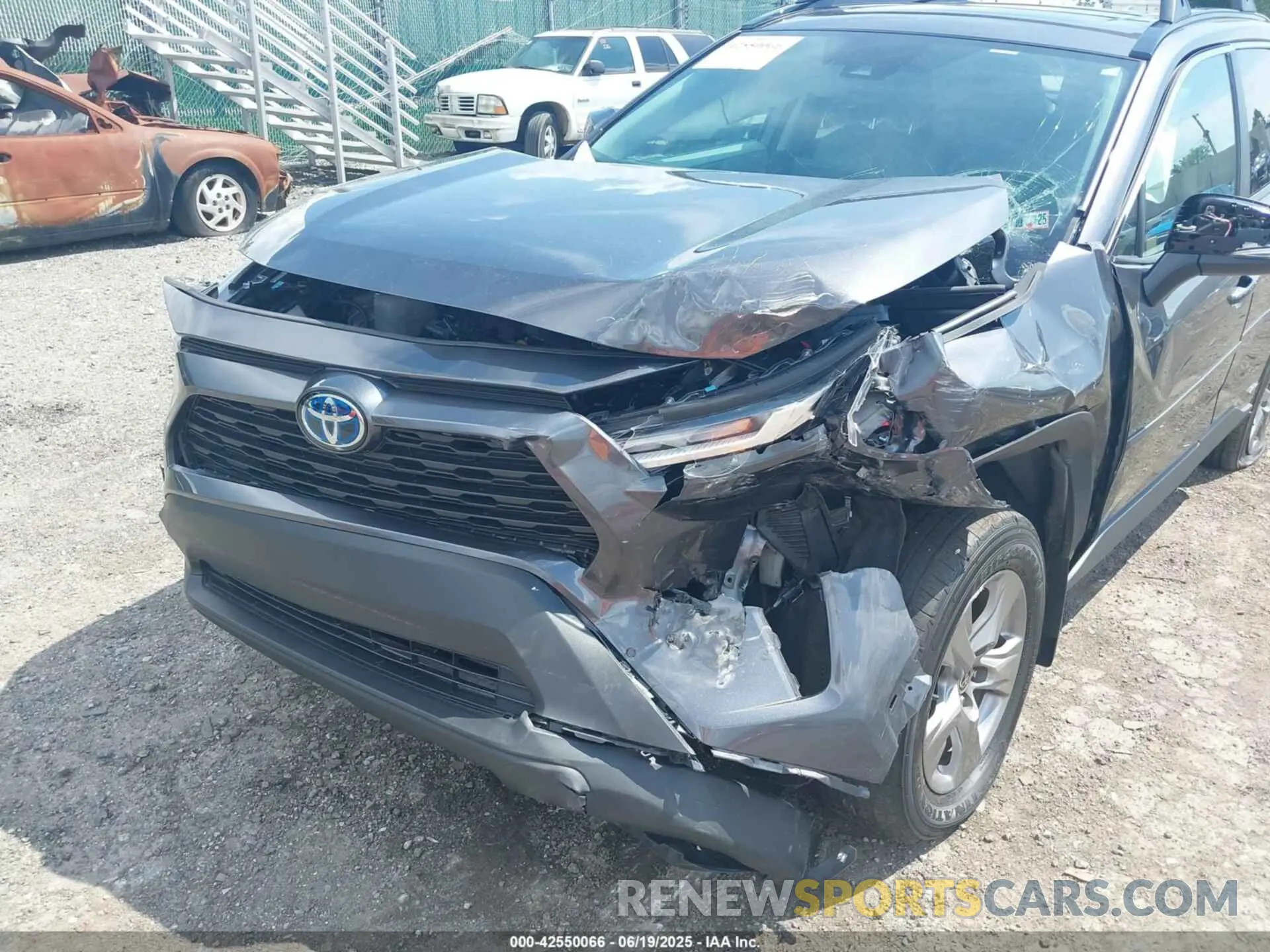 6 Photograph of a damaged car 4T3RWRFV8RU111725 TOYOTA RAV4 HYBRID 2024