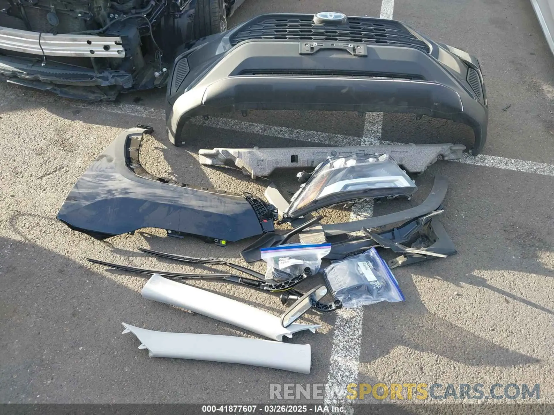 12 Фотография поврежденного автомобиля 4T3RWRFV8RU117959 TOYOTA RAV4 HYBRID 2024