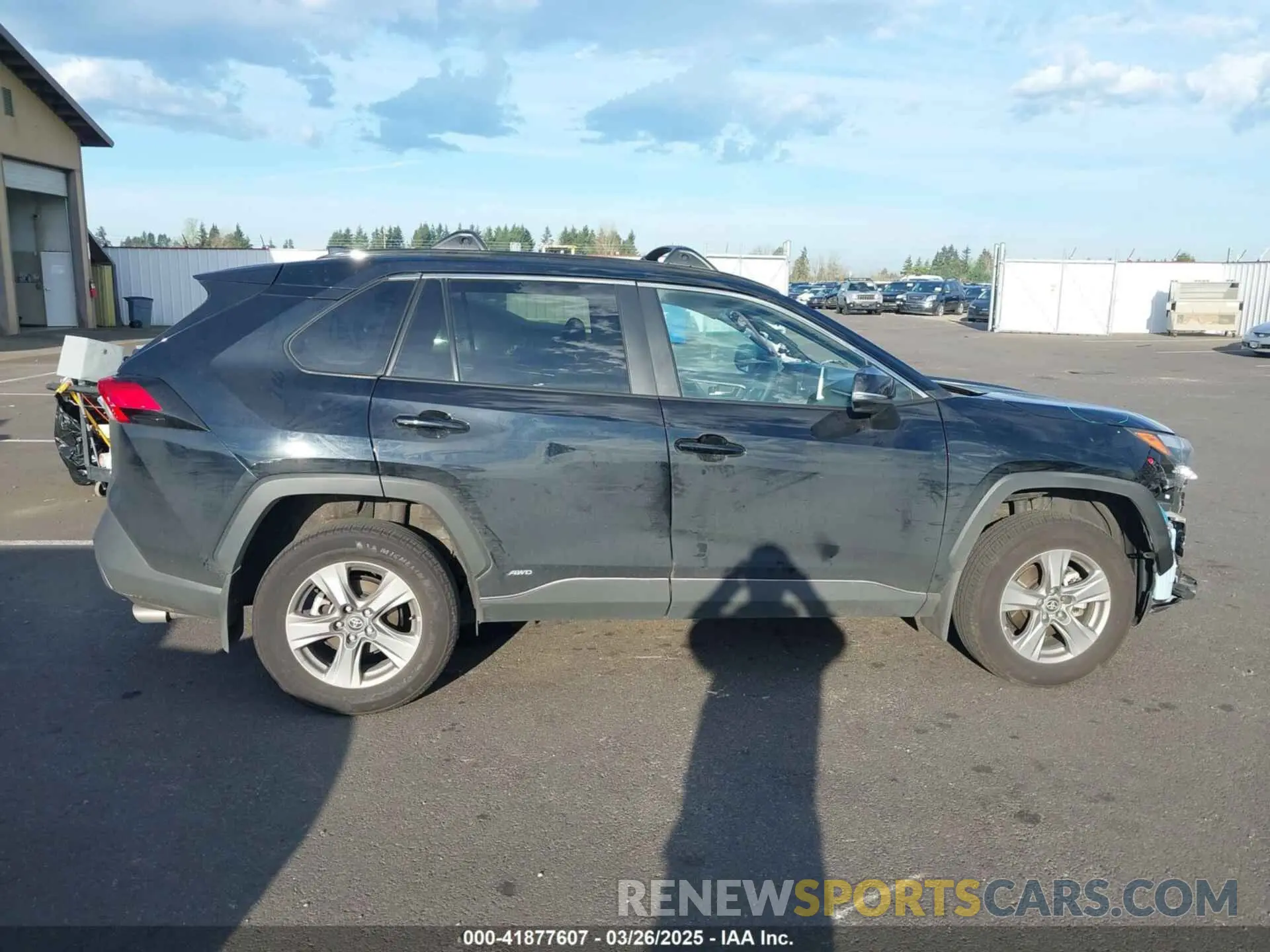 14 Фотография поврежденного автомобиля 4T3RWRFV8RU117959 TOYOTA RAV4 HYBRID 2024