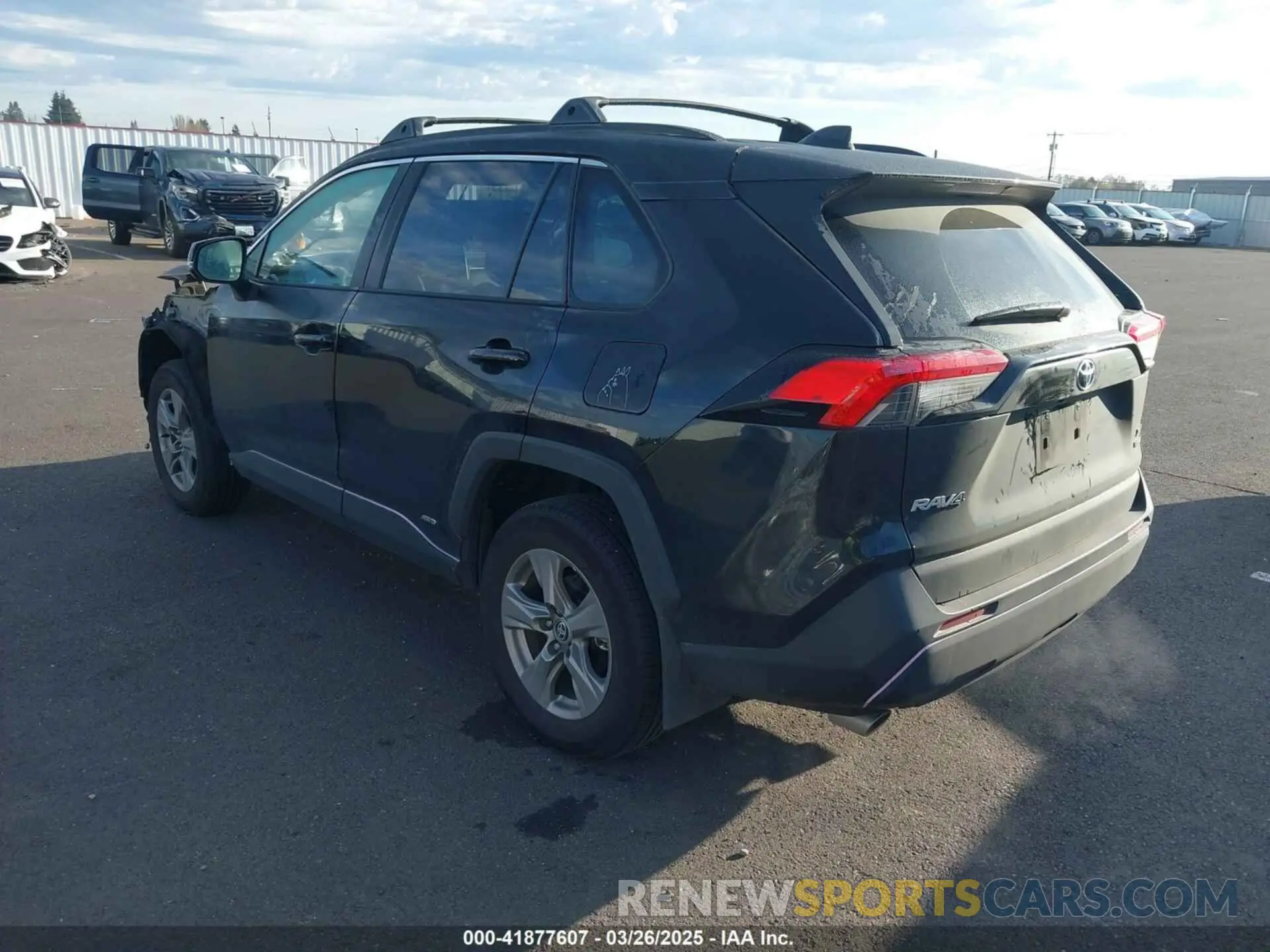 3 Фотография поврежденного автомобиля 4T3RWRFV8RU117959 TOYOTA RAV4 HYBRID 2024