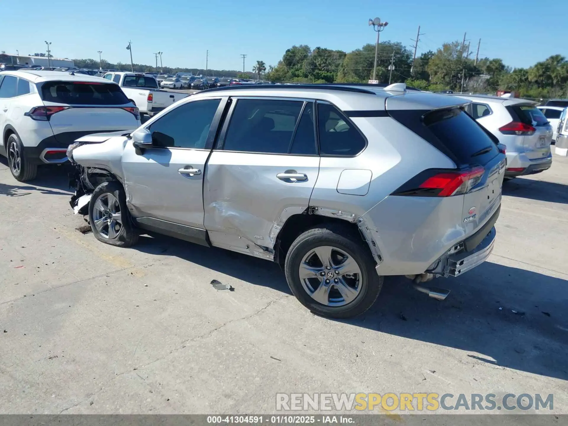 3 Фотография поврежденного автомобиля 4T3RWRFV8RU140271 TOYOTA RAV4 HYBRID 2024