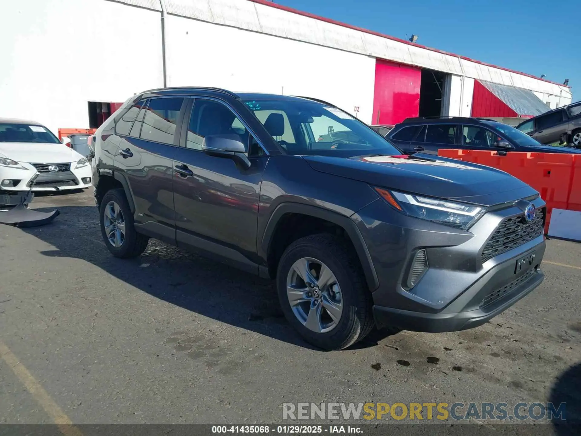 1 Photograph of a damaged car 4T3RWRFV8RU140643 TOYOTA RAV4 HYBRID 2024