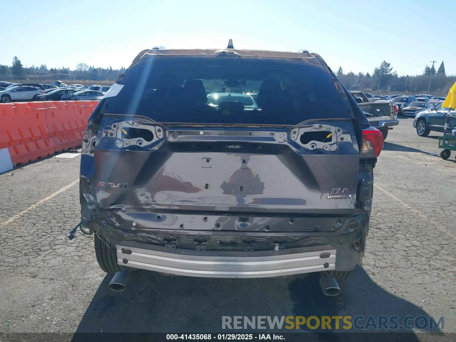 6 Photograph of a damaged car 4T3RWRFV8RU140643 TOYOTA RAV4 HYBRID 2024