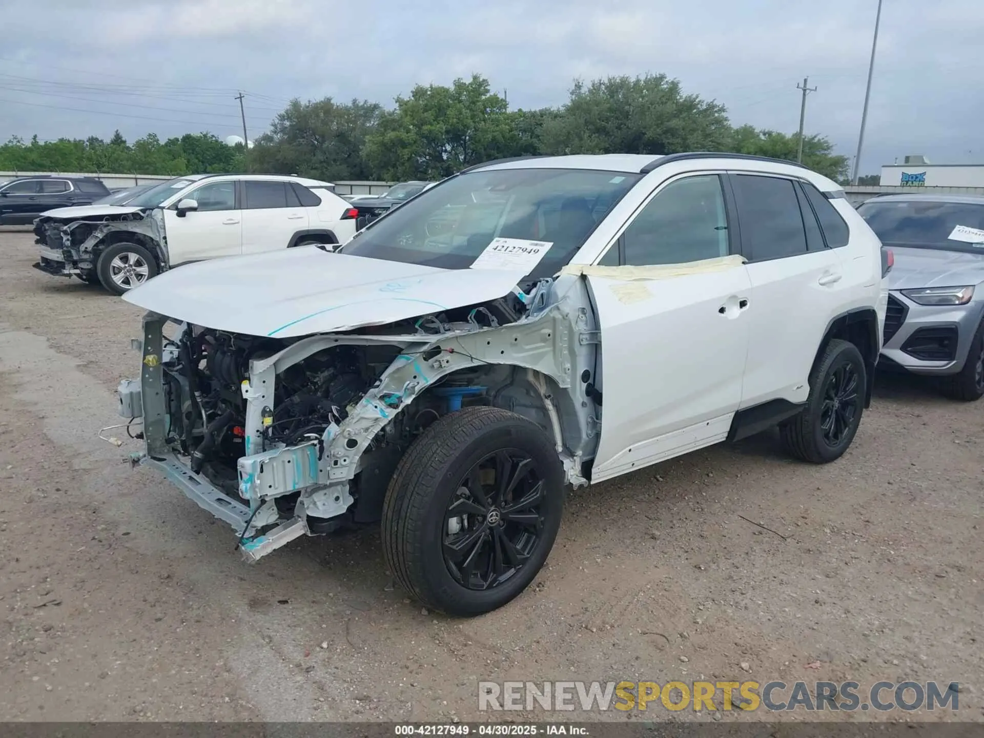 2 Photograph of a damaged car 4T3T6RFV0RU174548 TOYOTA RAV4 HYBRID 2024