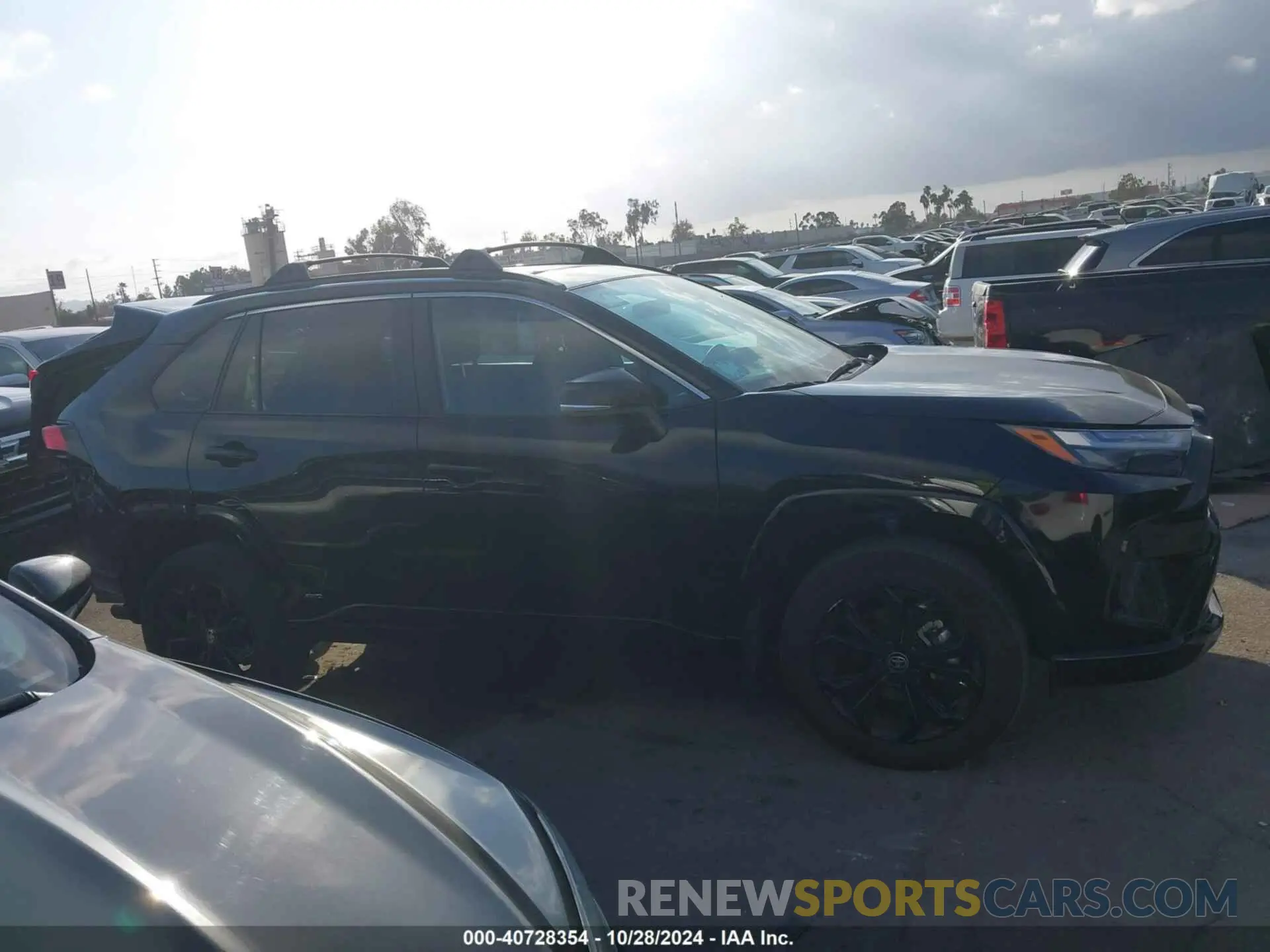 14 Фотография поврежденного автомобиля 4T3T6RFV3RU146016 TOYOTA RAV4 HYBRID 2024