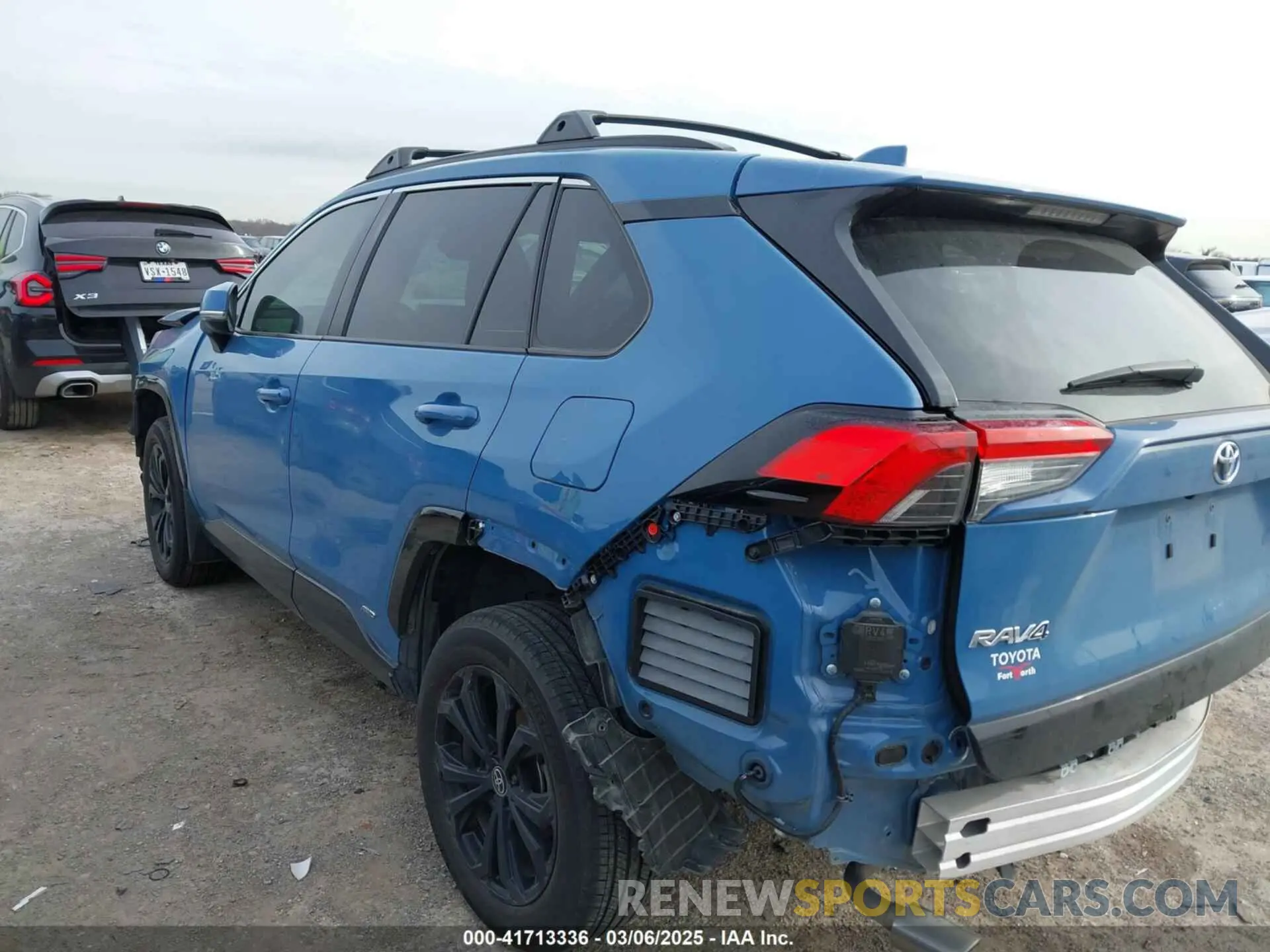 3 Фотография поврежденного автомобиля 4T3T6RFV6RU153199 TOYOTA RAV4 HYBRID 2024
