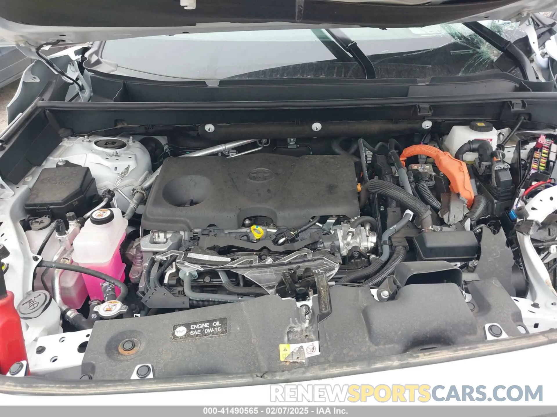 10 Photograph of a damaged car 4T3T6RFV6RU166065 TOYOTA RAV4 HYBRID 2024