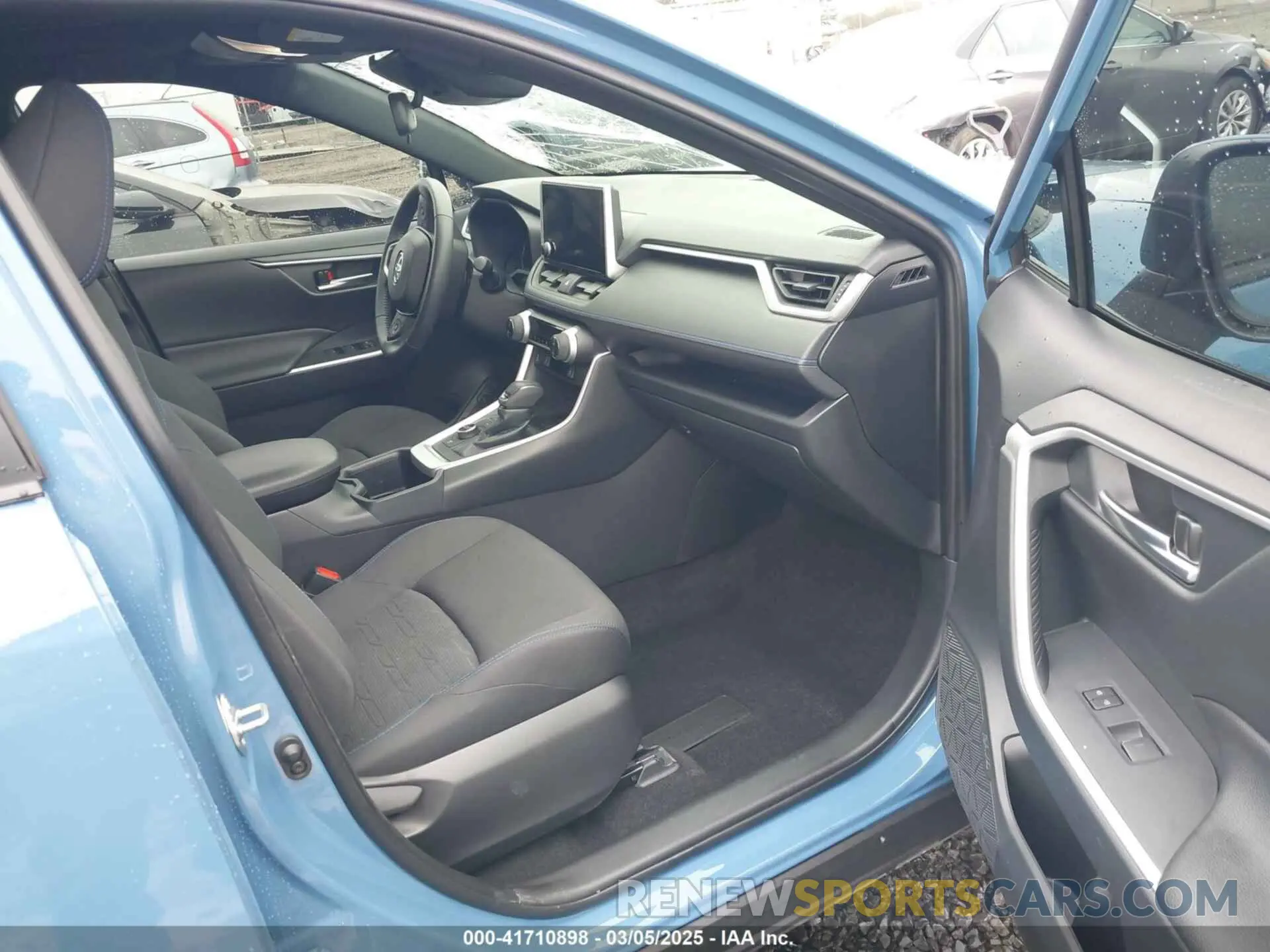 5 Фотография поврежденного автомобиля JTM16RFV3RJ044091 TOYOTA RAV4 HYBRID 2024