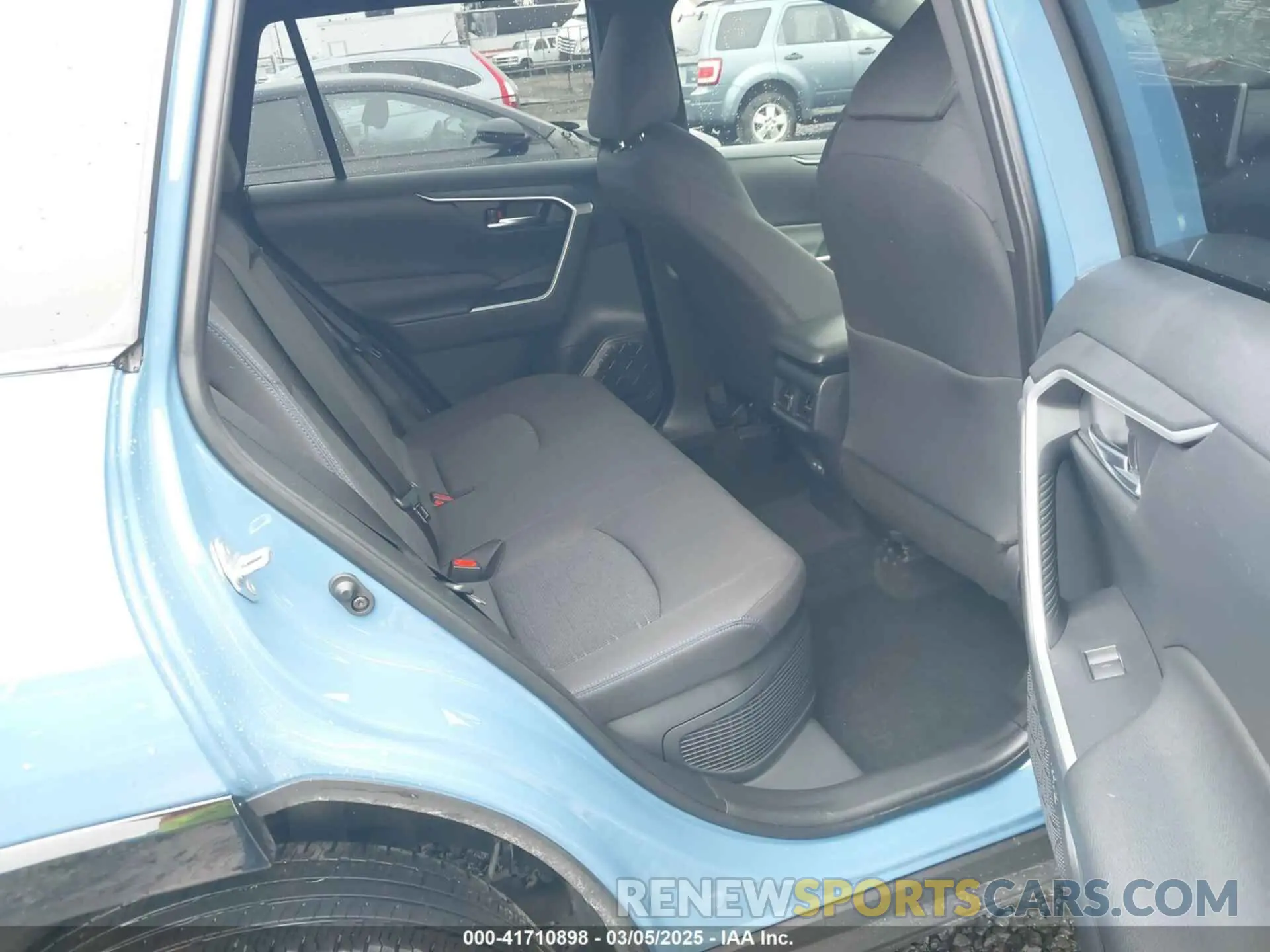 8 Фотография поврежденного автомобиля JTM16RFV3RJ044091 TOYOTA RAV4 HYBRID 2024