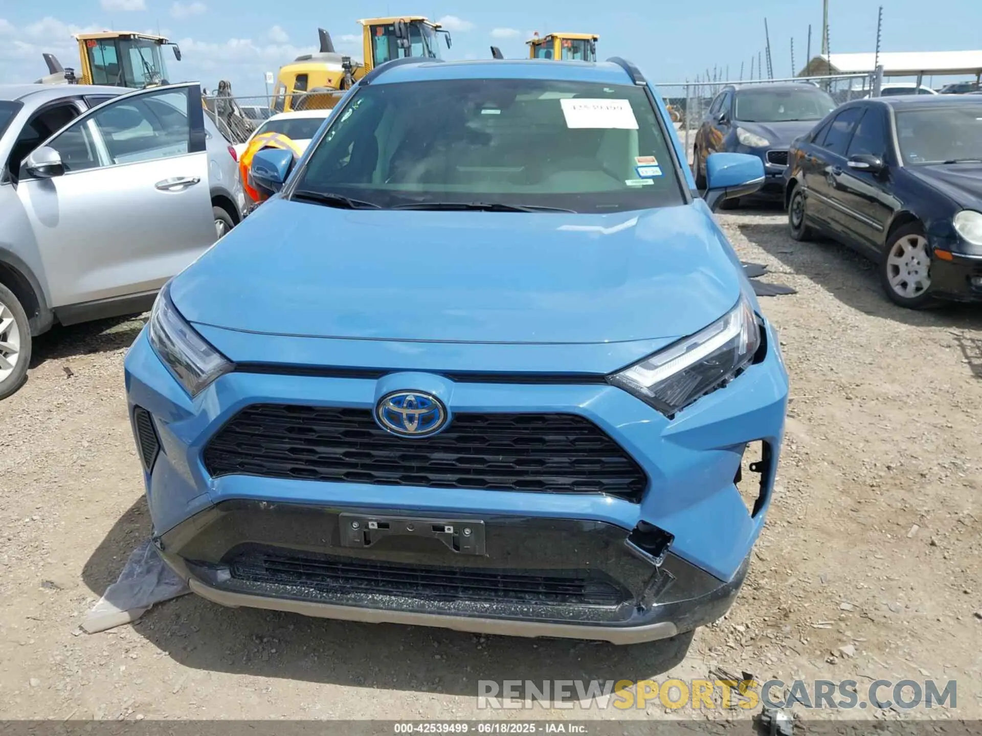 12 Фотография поврежденного автомобиля JTM16RFV6RD566647 TOYOTA RAV4 HYBRID 2024