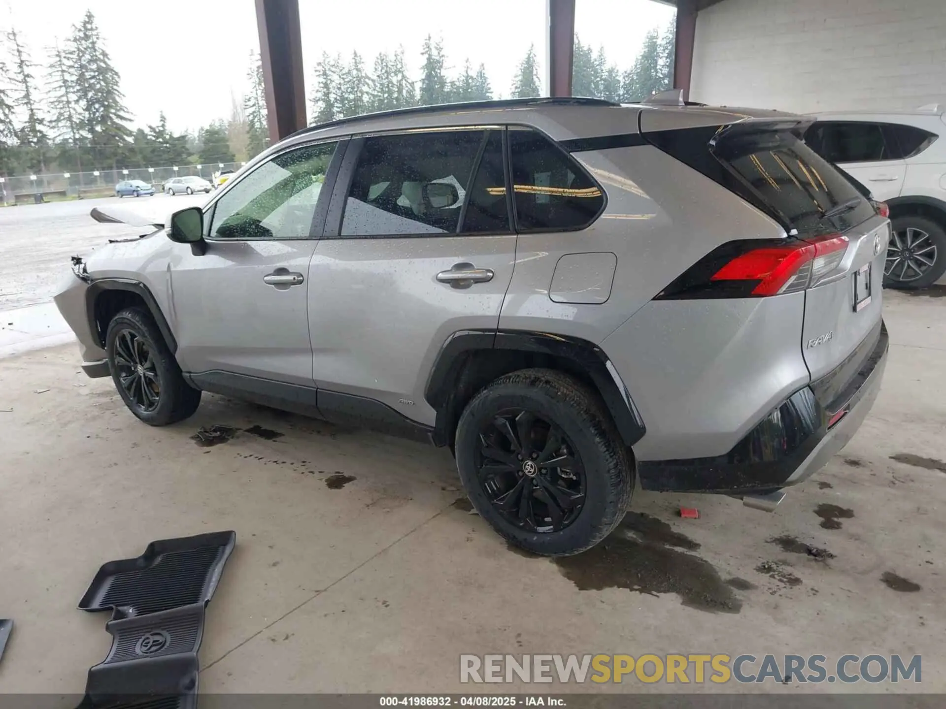 3 Фотография поврежденного автомобиля JTM16RFV9RD125028 TOYOTA RAV4 HYBRID 2024