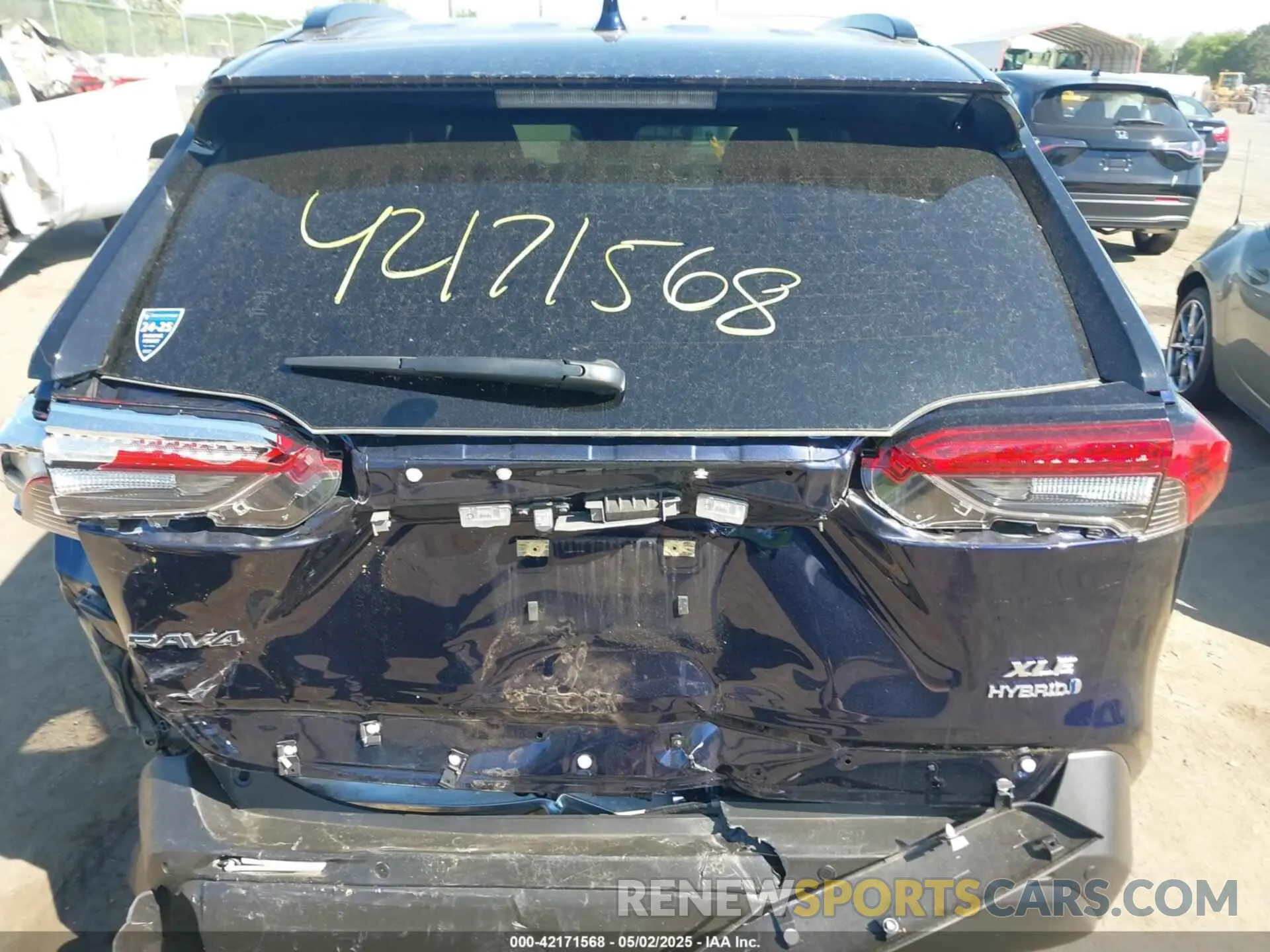 16 Фотография поврежденного автомобиля JTMB6RFV3RJ041700 TOYOTA RAV4 HYBRID 2024