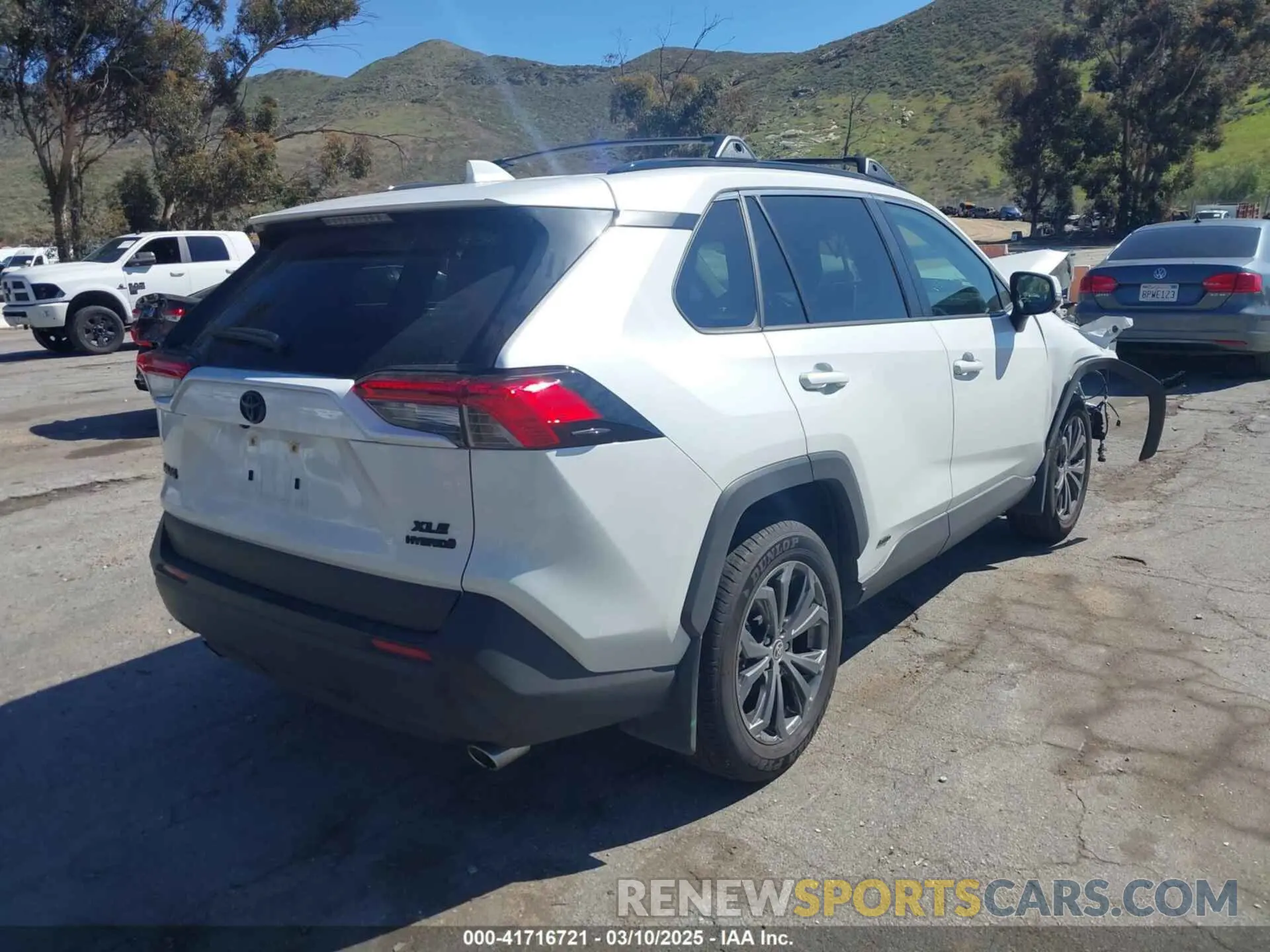4 Photograph of a damaged car JTMB6RFV3RJ059534 TOYOTA RAV4 HYBRID 2024