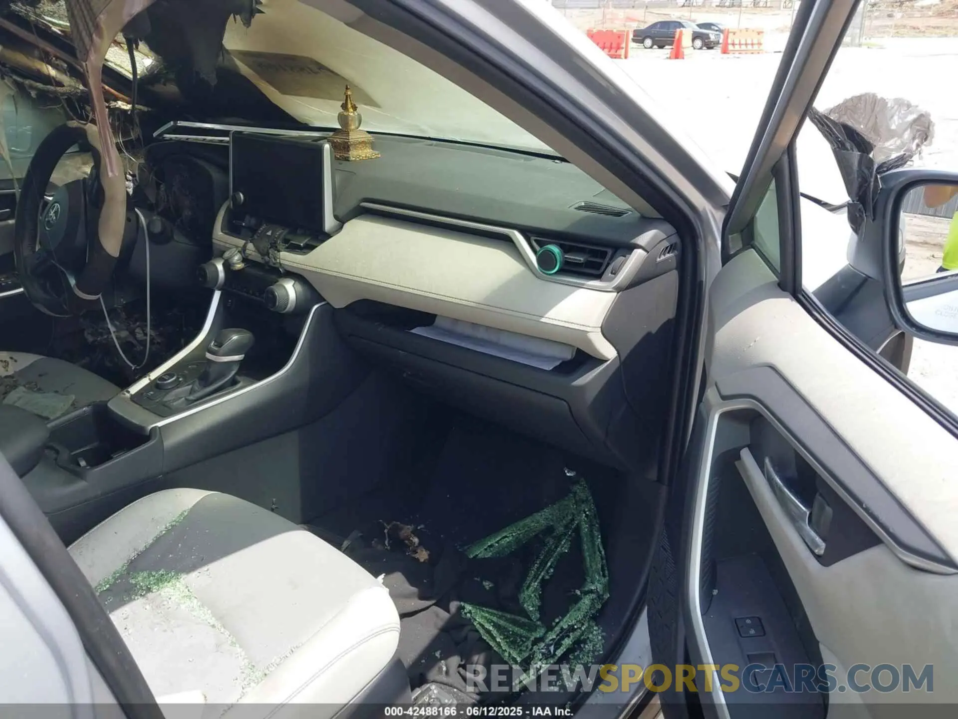 5 Photograph of a damaged car JTMB6RFV4RD138046 TOYOTA RAV4 HYBRID 2024