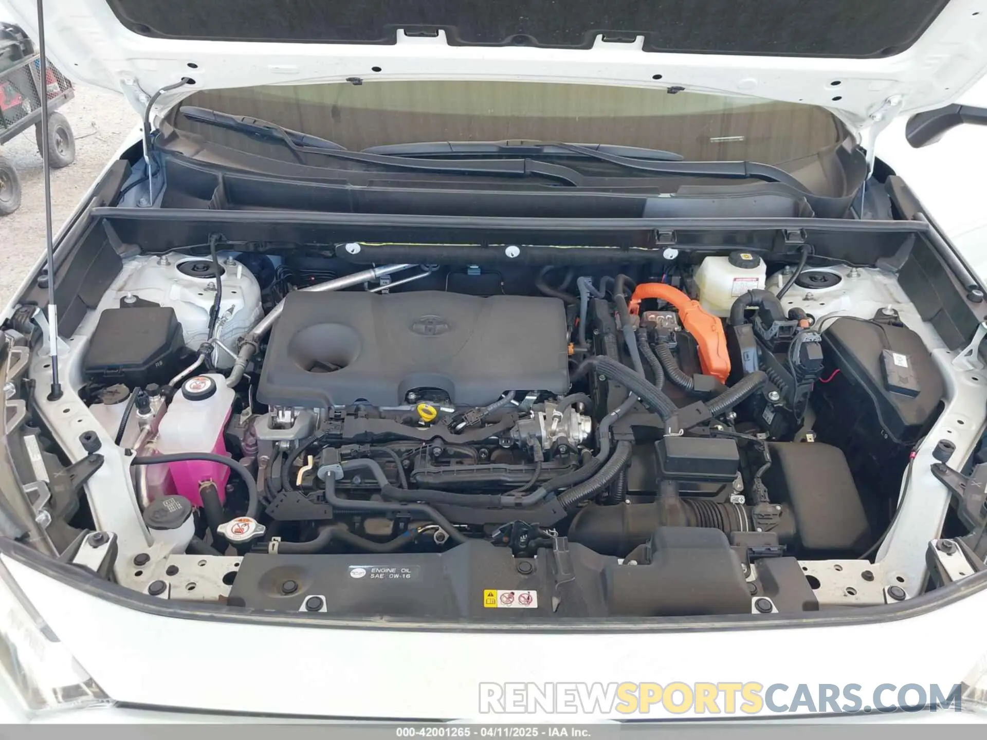 10 Фотография поврежденного автомобиля JTMB6RFV7RJ061562 TOYOTA RAV4 HYBRID 2024