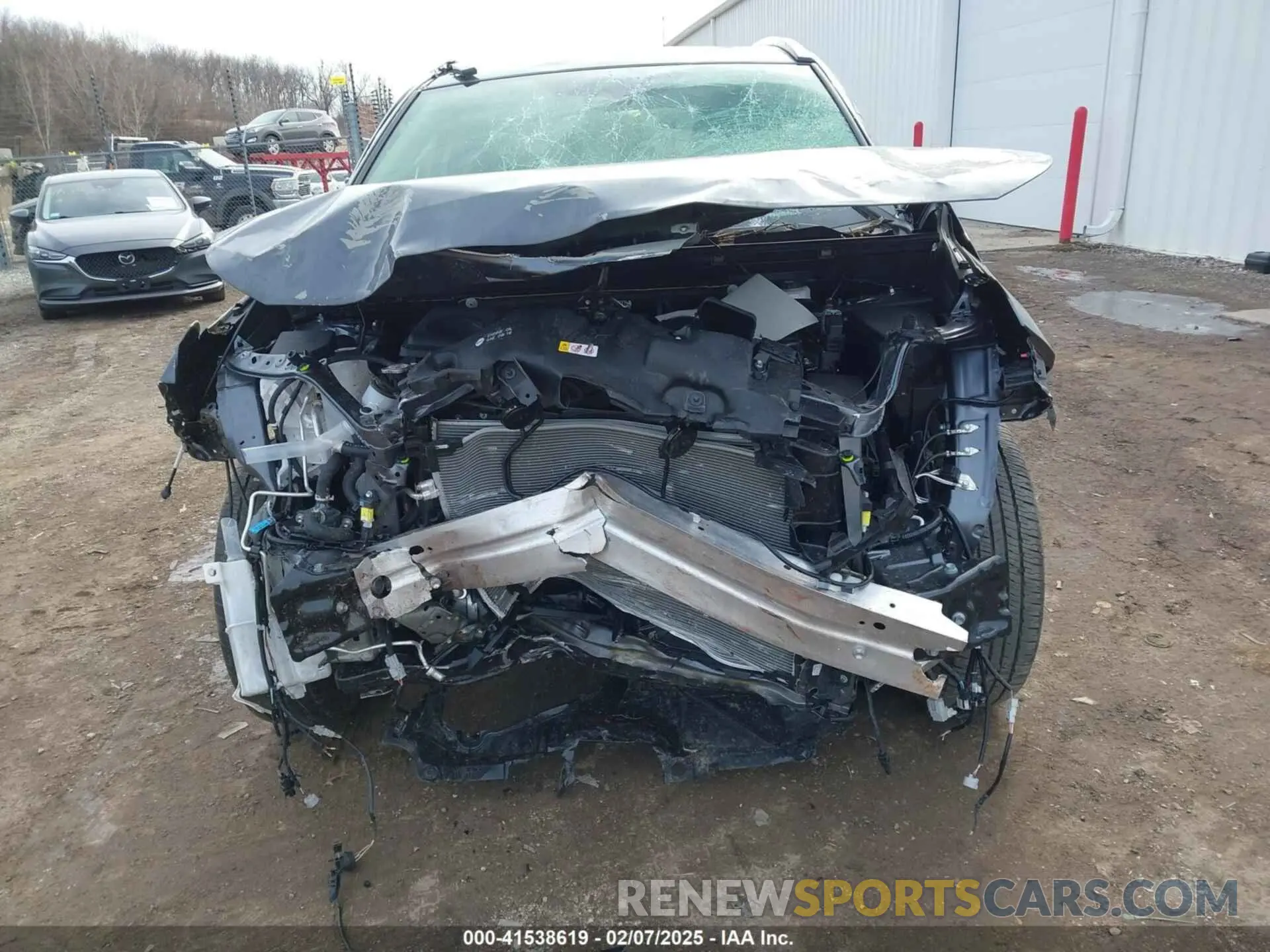 12 Фотография поврежденного автомобиля JTMB6RFV8RD151477 TOYOTA RAV4 HYBRID 2024