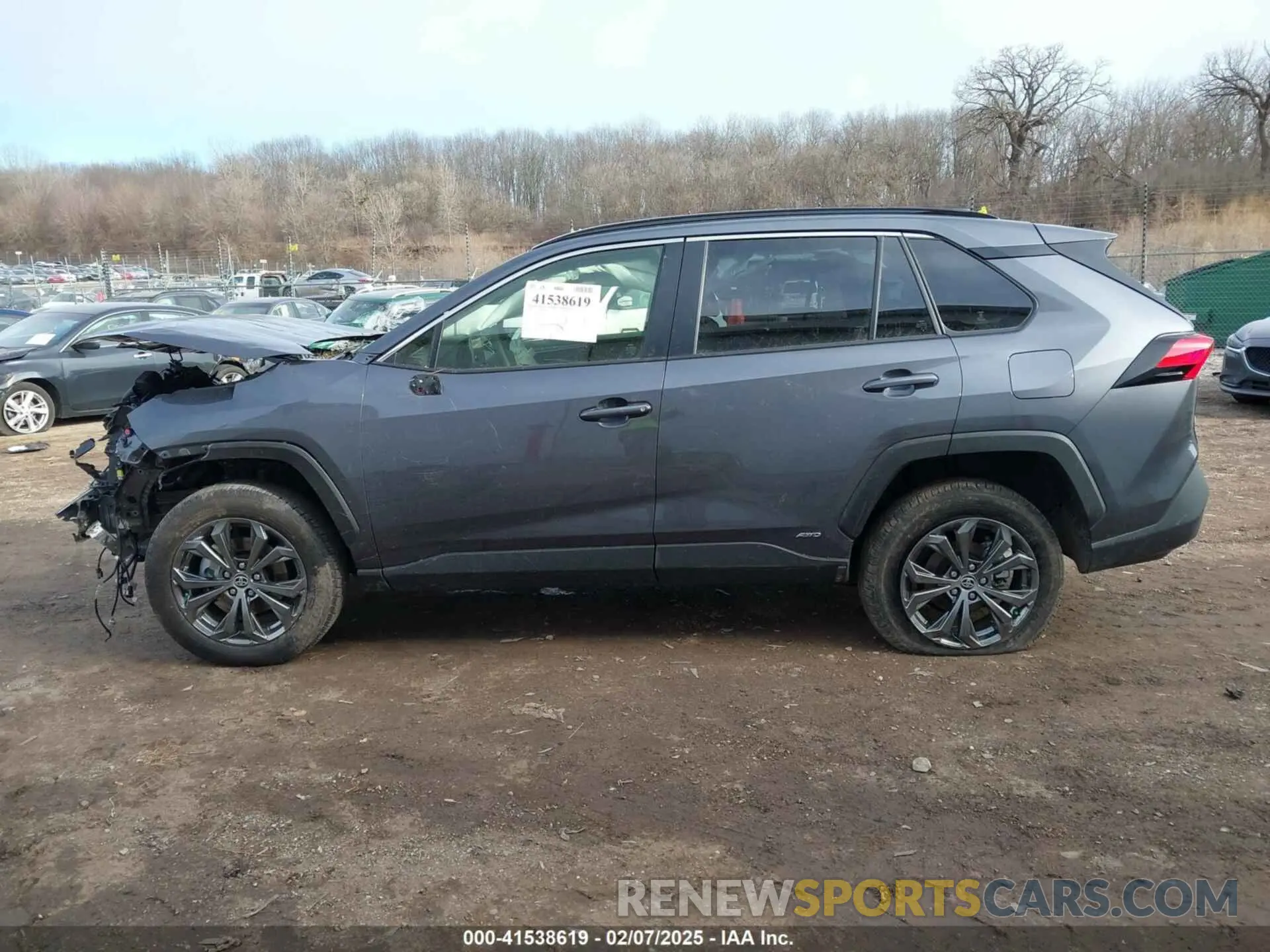 14 Фотография поврежденного автомобиля JTMB6RFV8RD151477 TOYOTA RAV4 HYBRID 2024