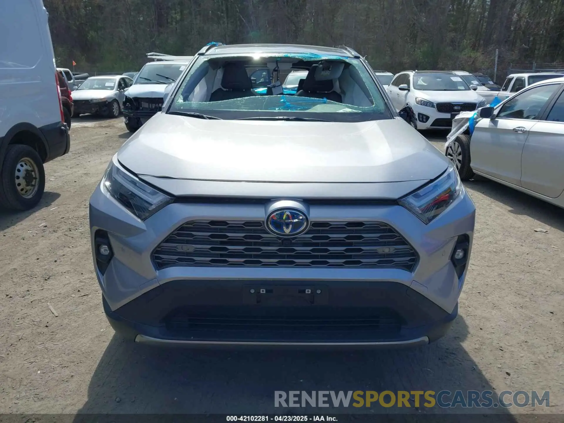 11 Фотография поврежденного автомобиля JTMD6RFV6RD124724 TOYOTA RAV4 HYBRID 2024