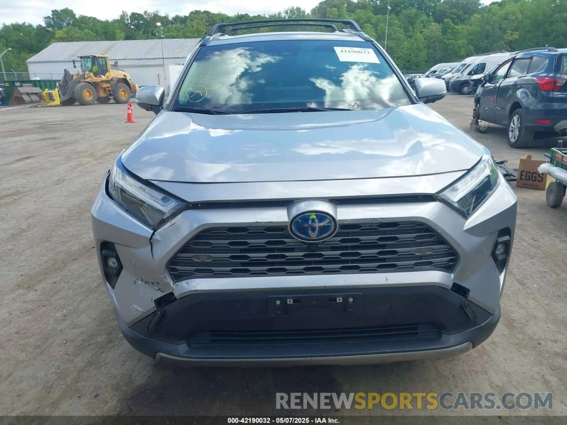12 Фотография поврежденного автомобиля JTMD6RFV6RD128627 TOYOTA RAV4 HYBRID 2024