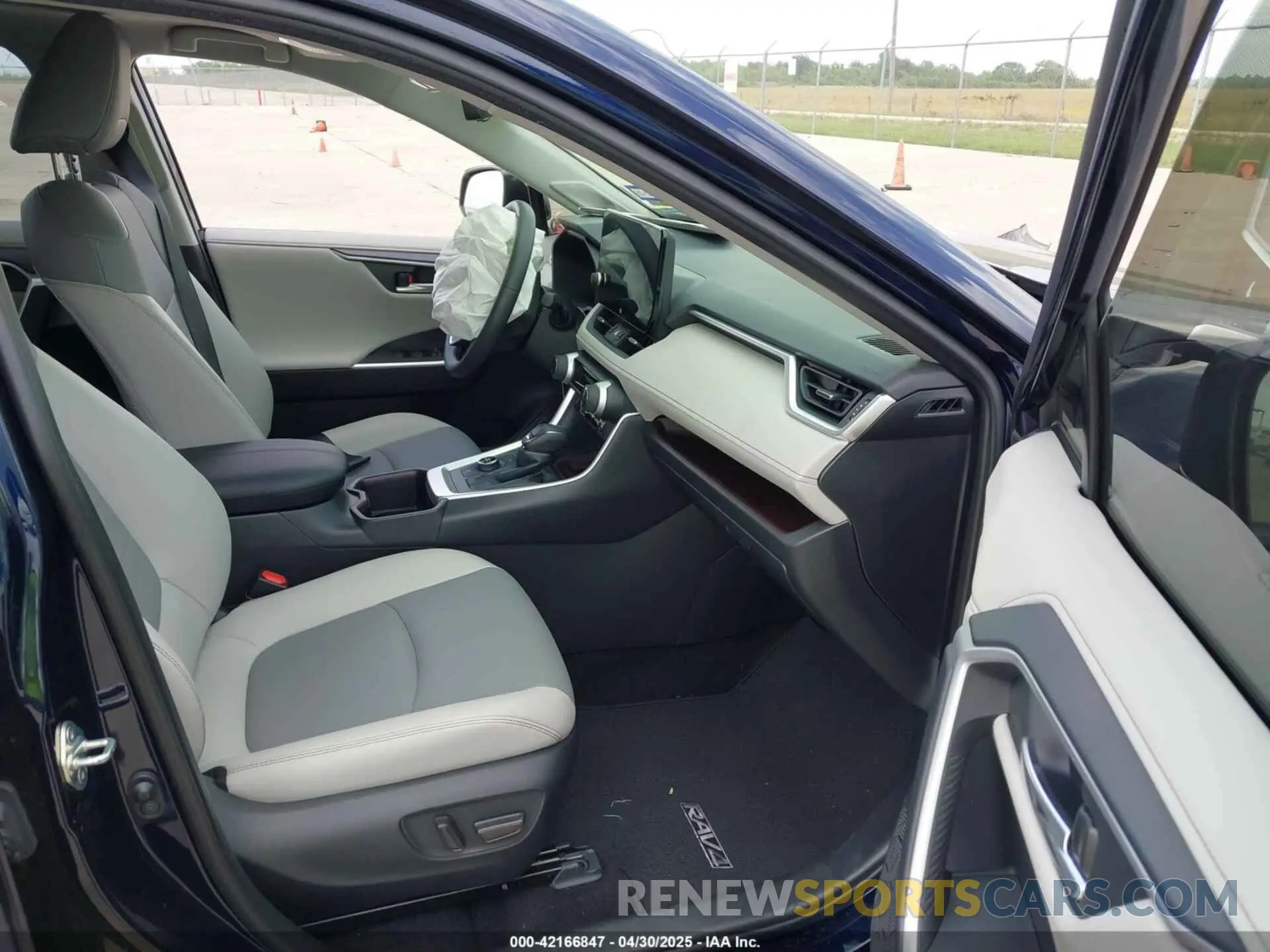 5 Фотография поврежденного автомобиля JTMD6RFV9RD128301 TOYOTA RAV4 HYBRID 2024