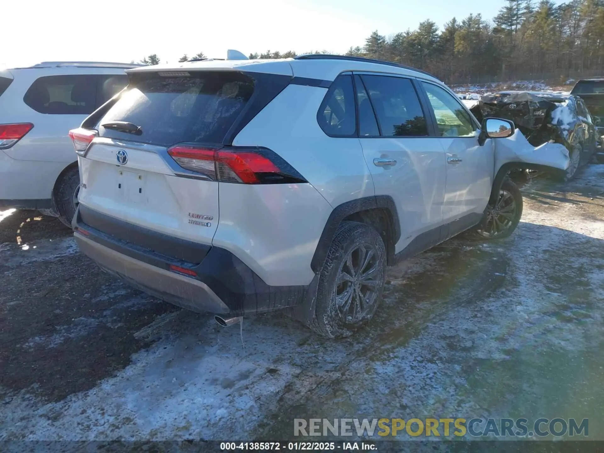 4 Photograph of a damaged car JTMD6RFV9RJ043668 TOYOTA RAV4 HYBRID 2024