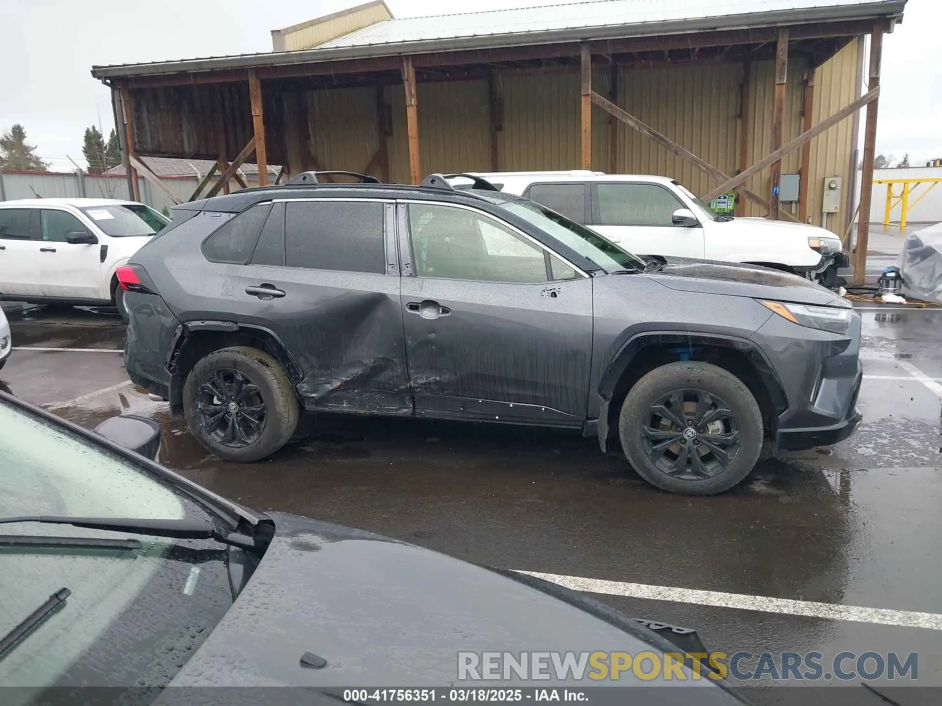 14 Photograph of a damaged car JTME6RFV3RD560533 TOYOTA RAV4 HYBRID 2024