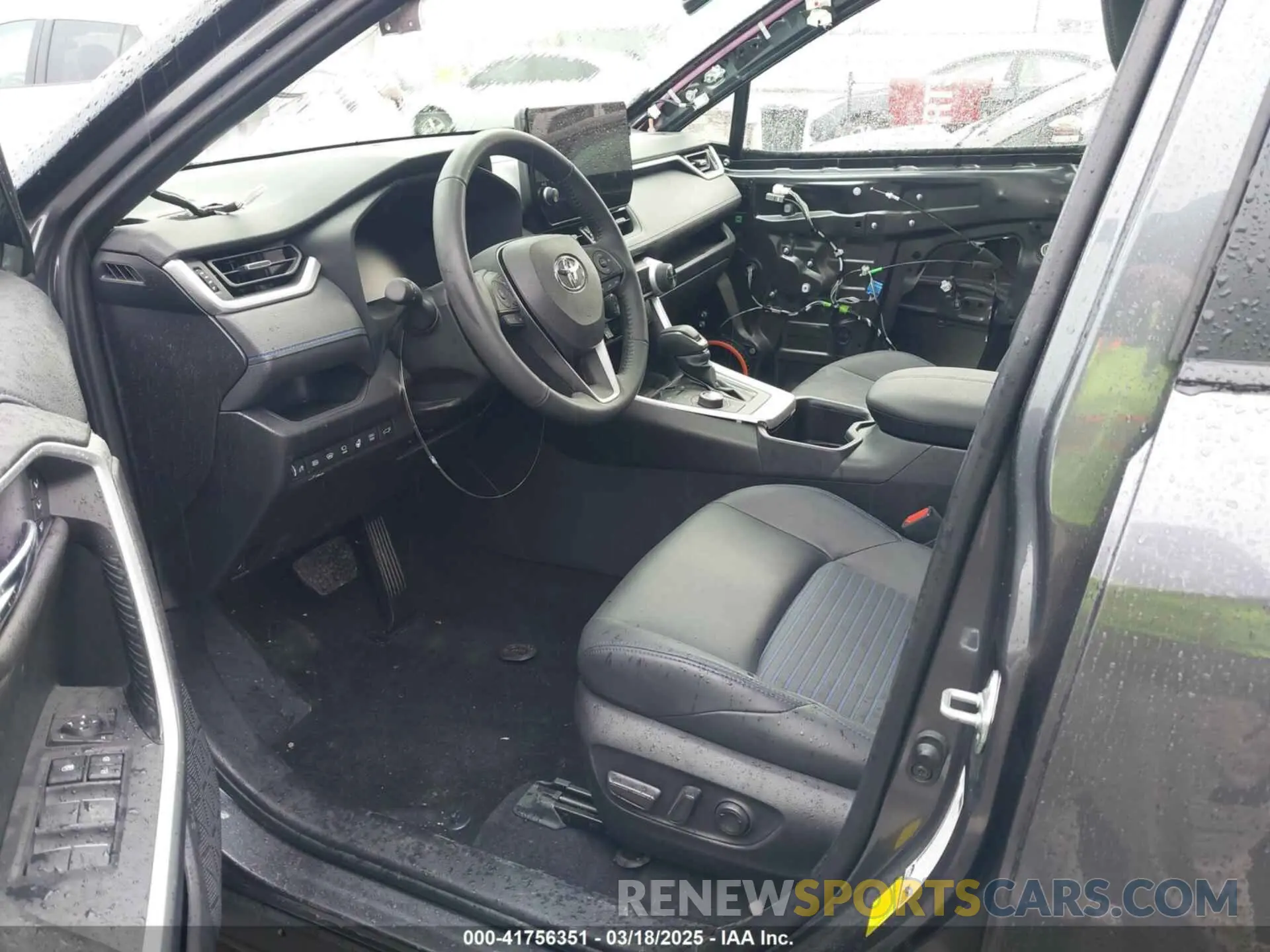 5 Photograph of a damaged car JTME6RFV3RD560533 TOYOTA RAV4 HYBRID 2024