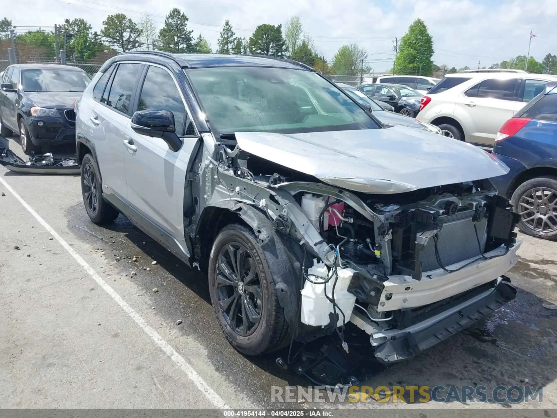 1 Photograph of a damaged car JTME6RFV3RJ052080 TOYOTA RAV4 HYBRID 2024