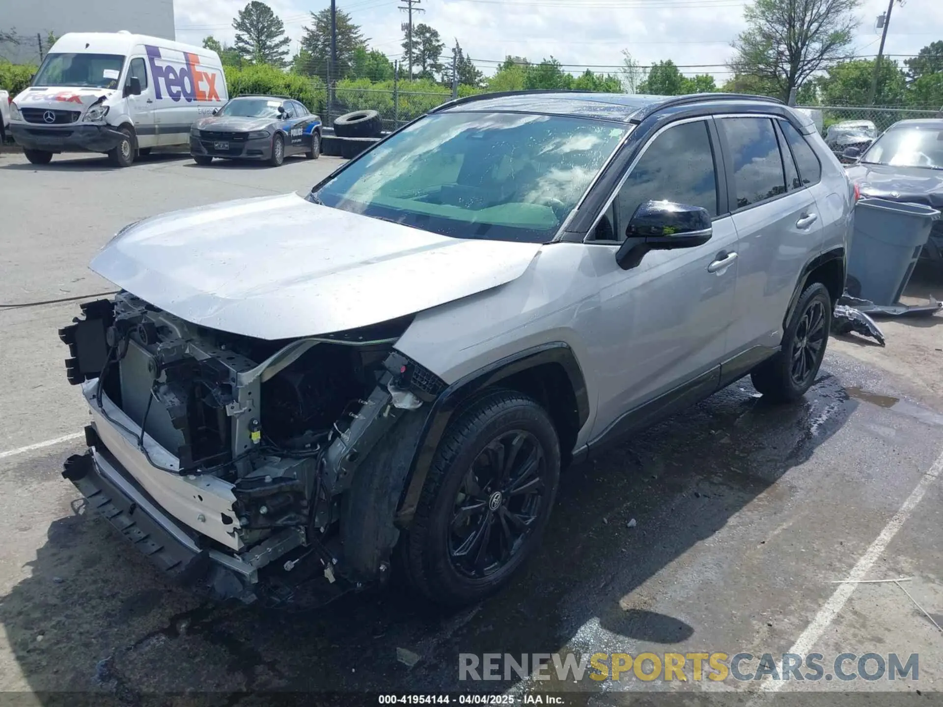 2 Photograph of a damaged car JTME6RFV3RJ052080 TOYOTA RAV4 HYBRID 2024