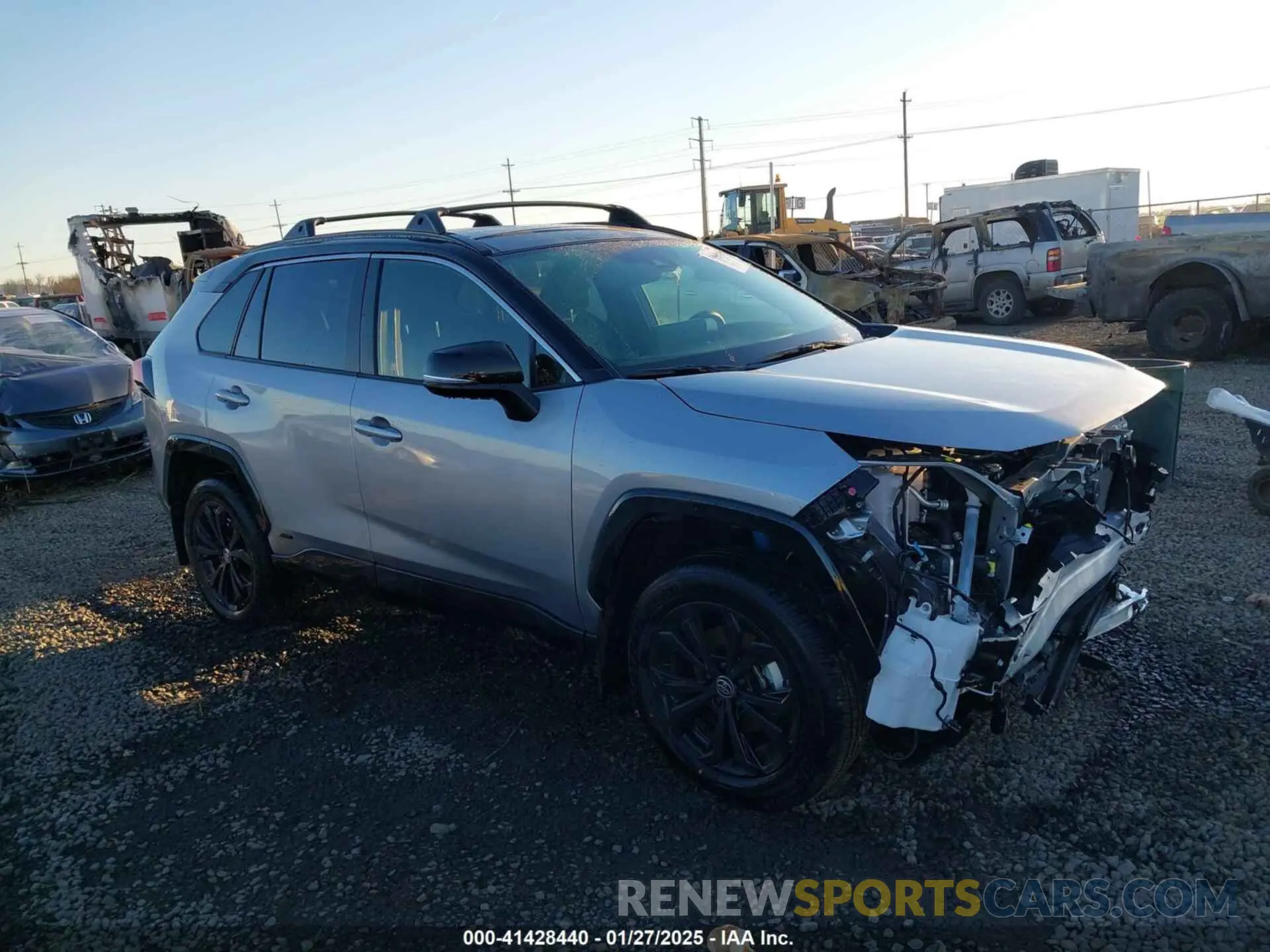 1 Фотография поврежденного автомобиля JTME6RFV4RD564834 TOYOTA RAV4 HYBRID 2024