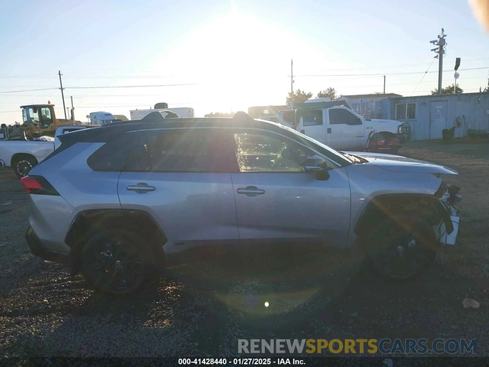 14 Фотография поврежденного автомобиля JTME6RFV4RD564834 TOYOTA RAV4 HYBRID 2024