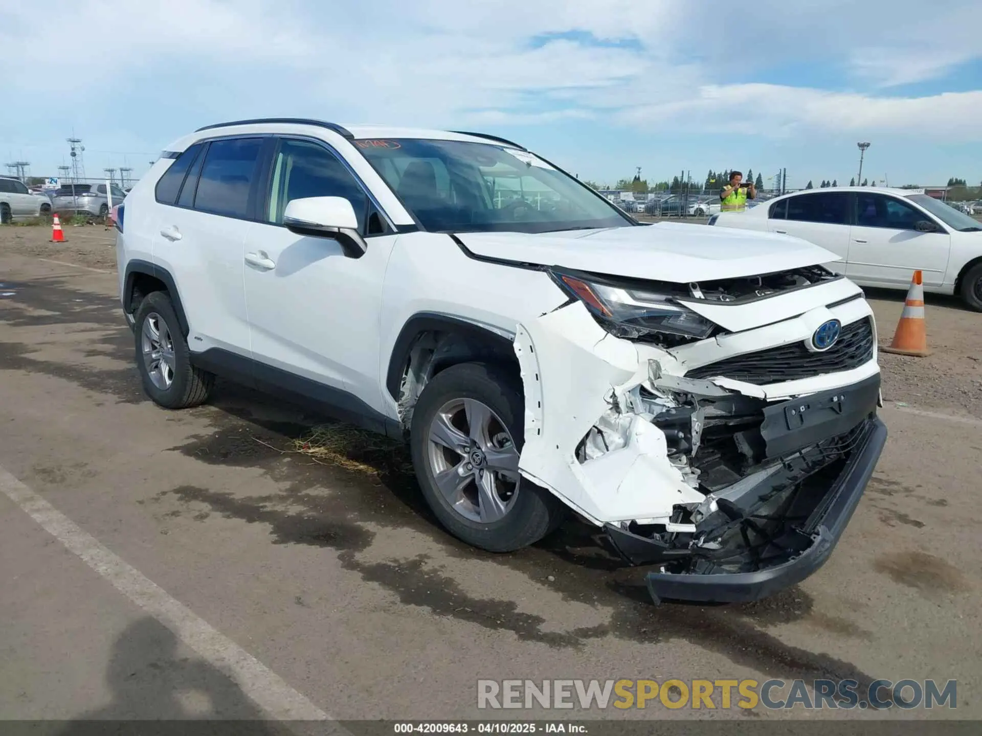 1 Photograph of a damaged car JTMMWRFV1RD208899 TOYOTA RAV4 HYBRID 2024