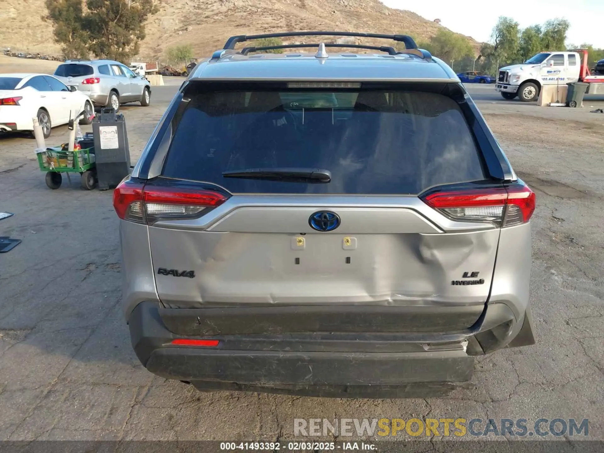 16 Photograph of a damaged car JTMMWRFV5RD261475 TOYOTA RAV4 HYBRID 2024
