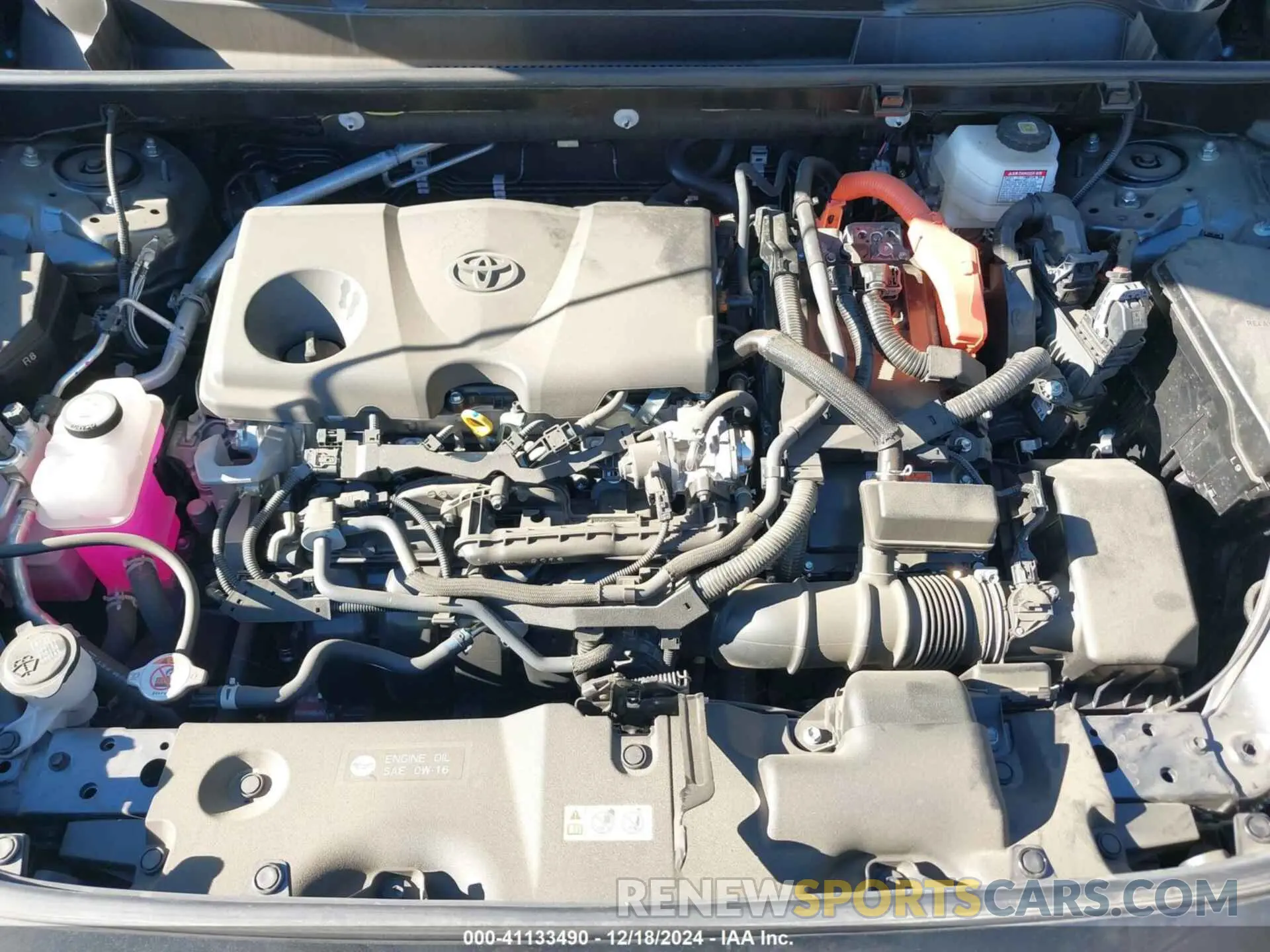 10 Фотография поврежденного автомобиля JTMMWRFV9RD215938 TOYOTA RAV4 HYBRID 2024