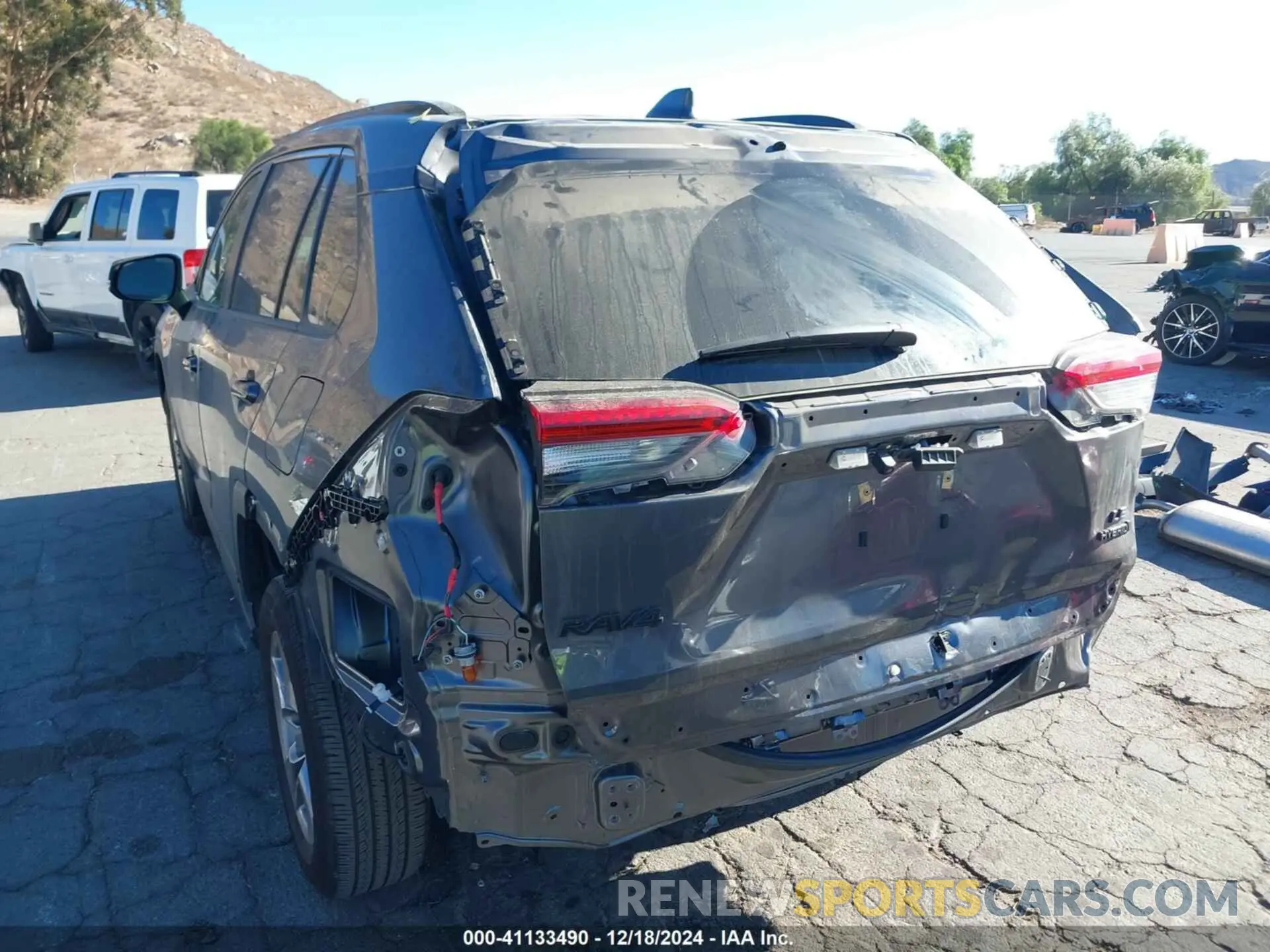 6 Фотография поврежденного автомобиля JTMMWRFV9RD215938 TOYOTA RAV4 HYBRID 2024