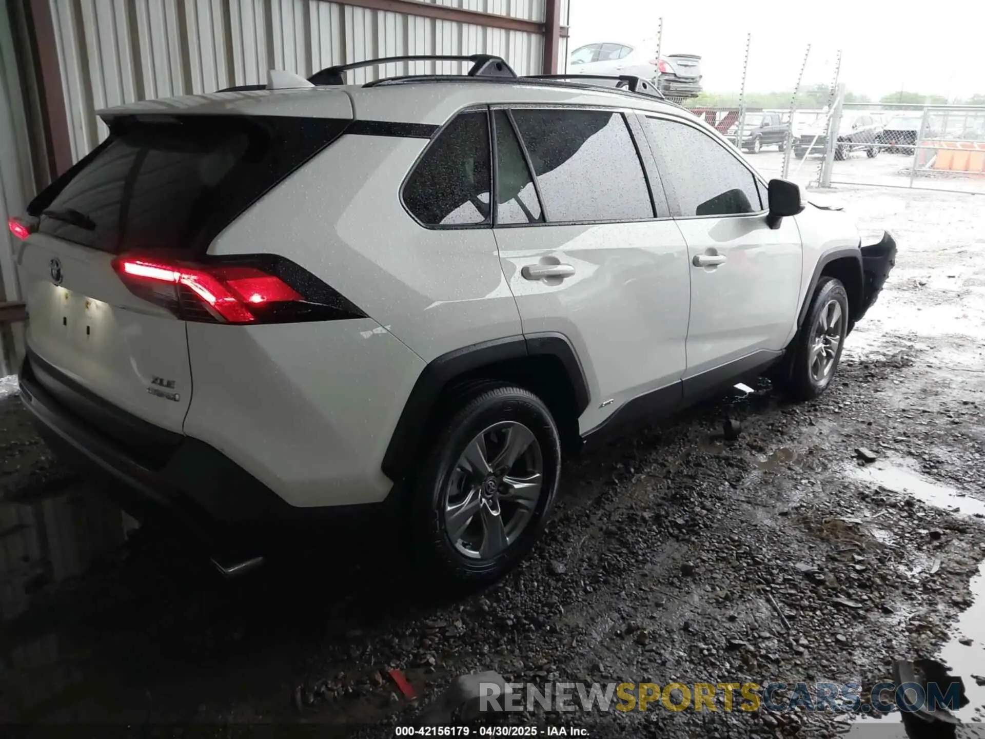 4 Фотография поврежденного автомобиля JTMRWRFV1RD232447 TOYOTA RAV4 HYBRID 2024