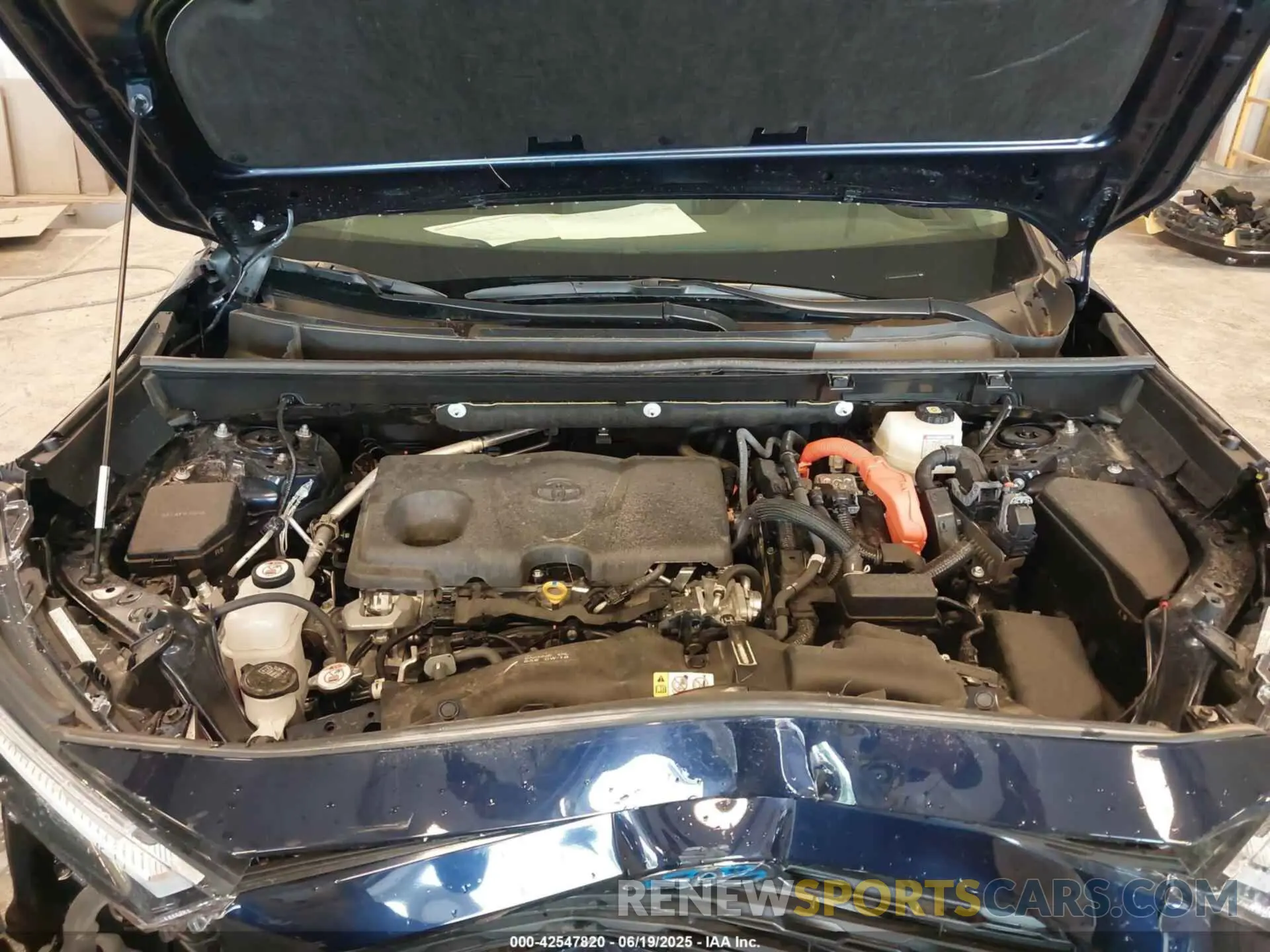 10 Фотография поврежденного автомобиля JTMRWRFV2RJ060270 TOYOTA RAV4 HYBRID 2024